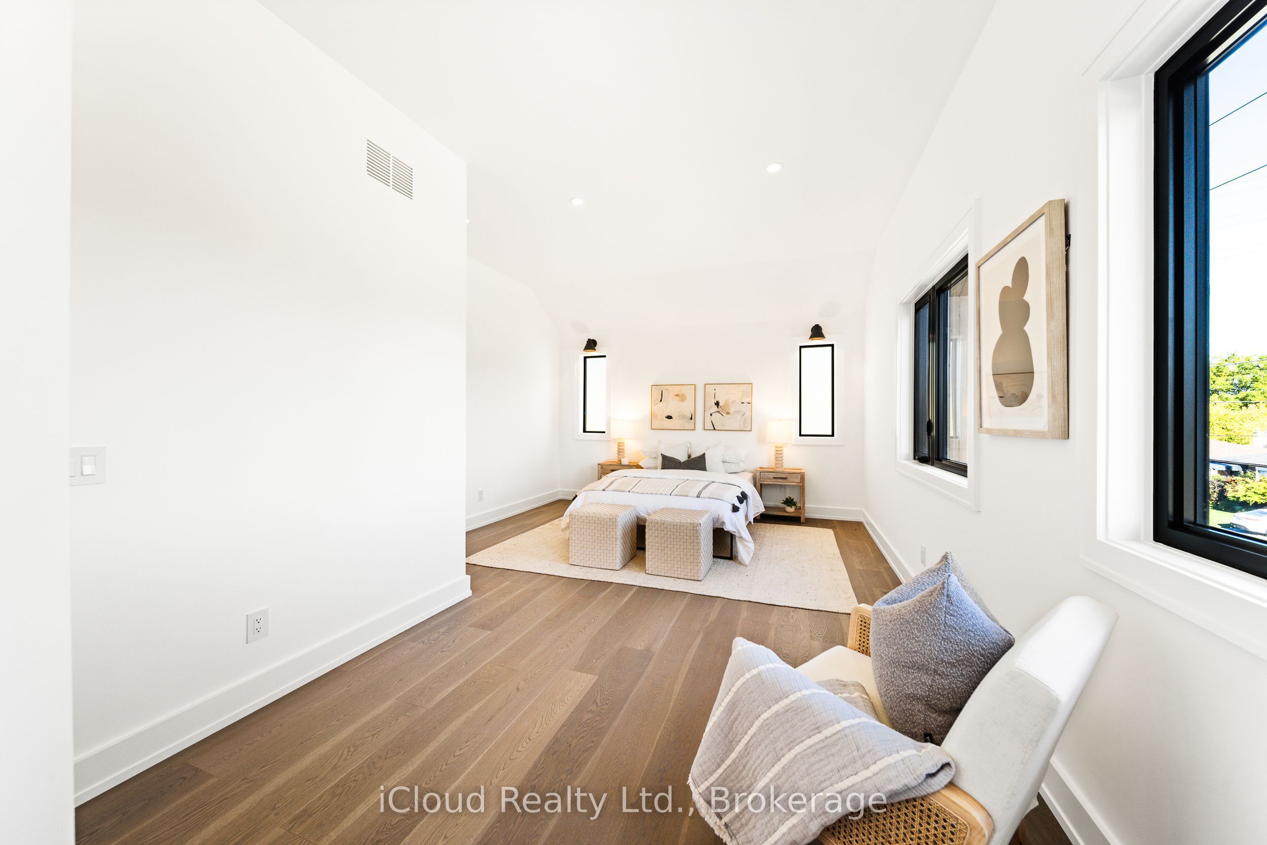 1140 Ogden Avenue Property Photo 22