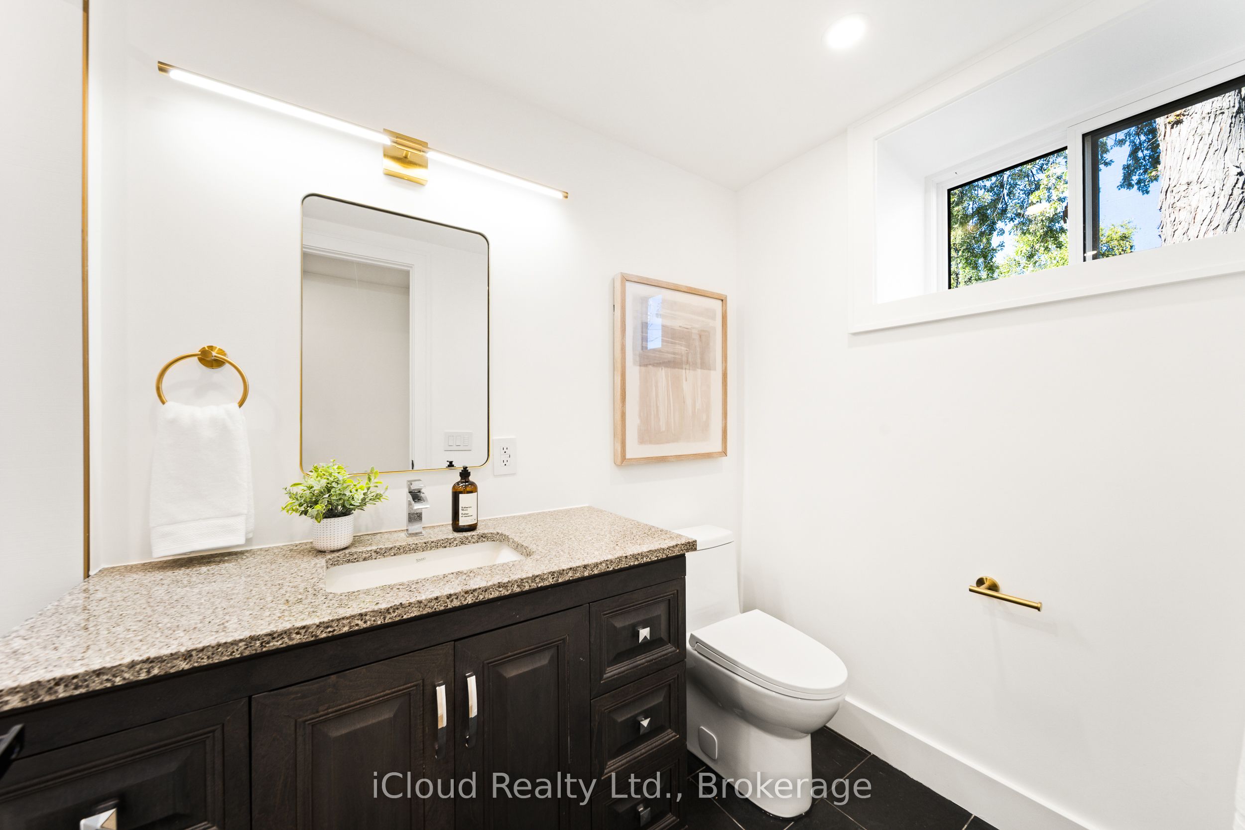 1140 Ogden Avenue Property Photo 40
