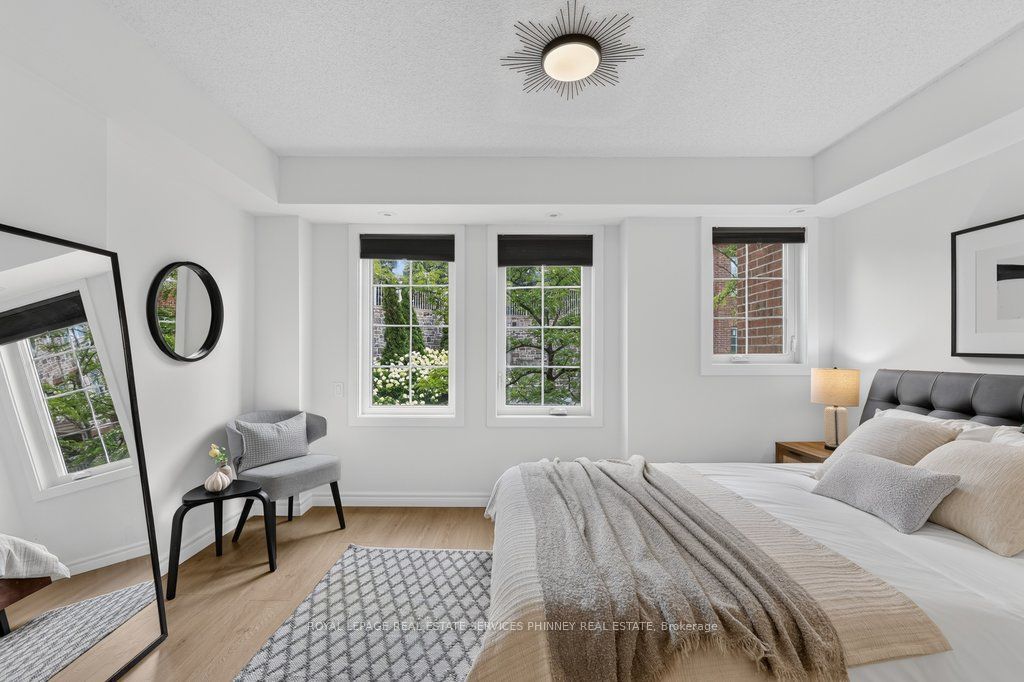 93 The Queensway 50 Property Photo 17