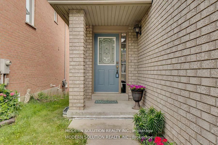 552 Wildgrass Road Property Photo 6