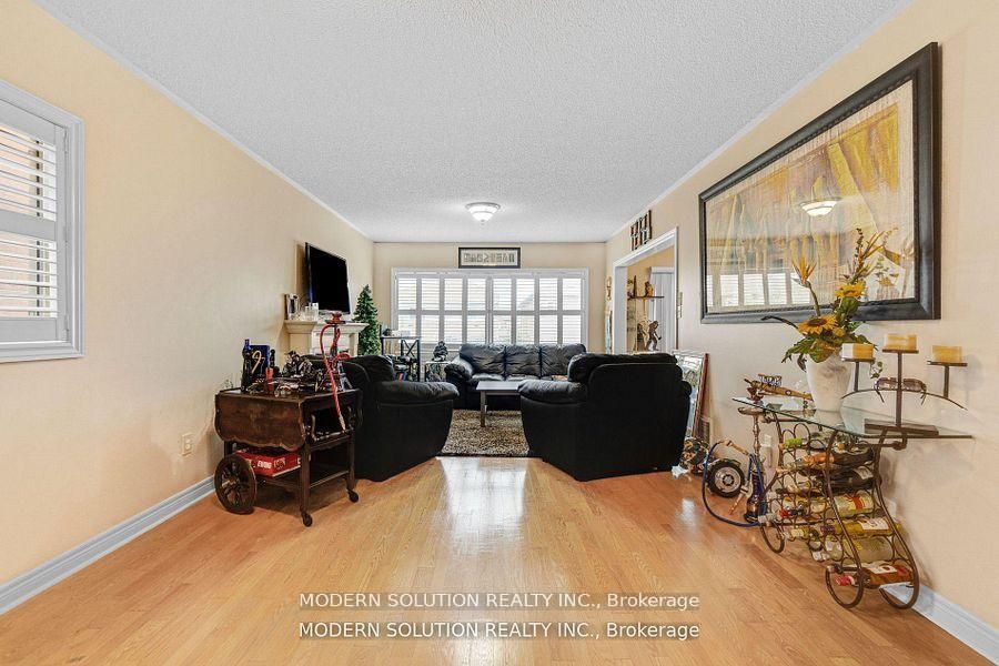 552 Wildgrass Road Property Photo 8