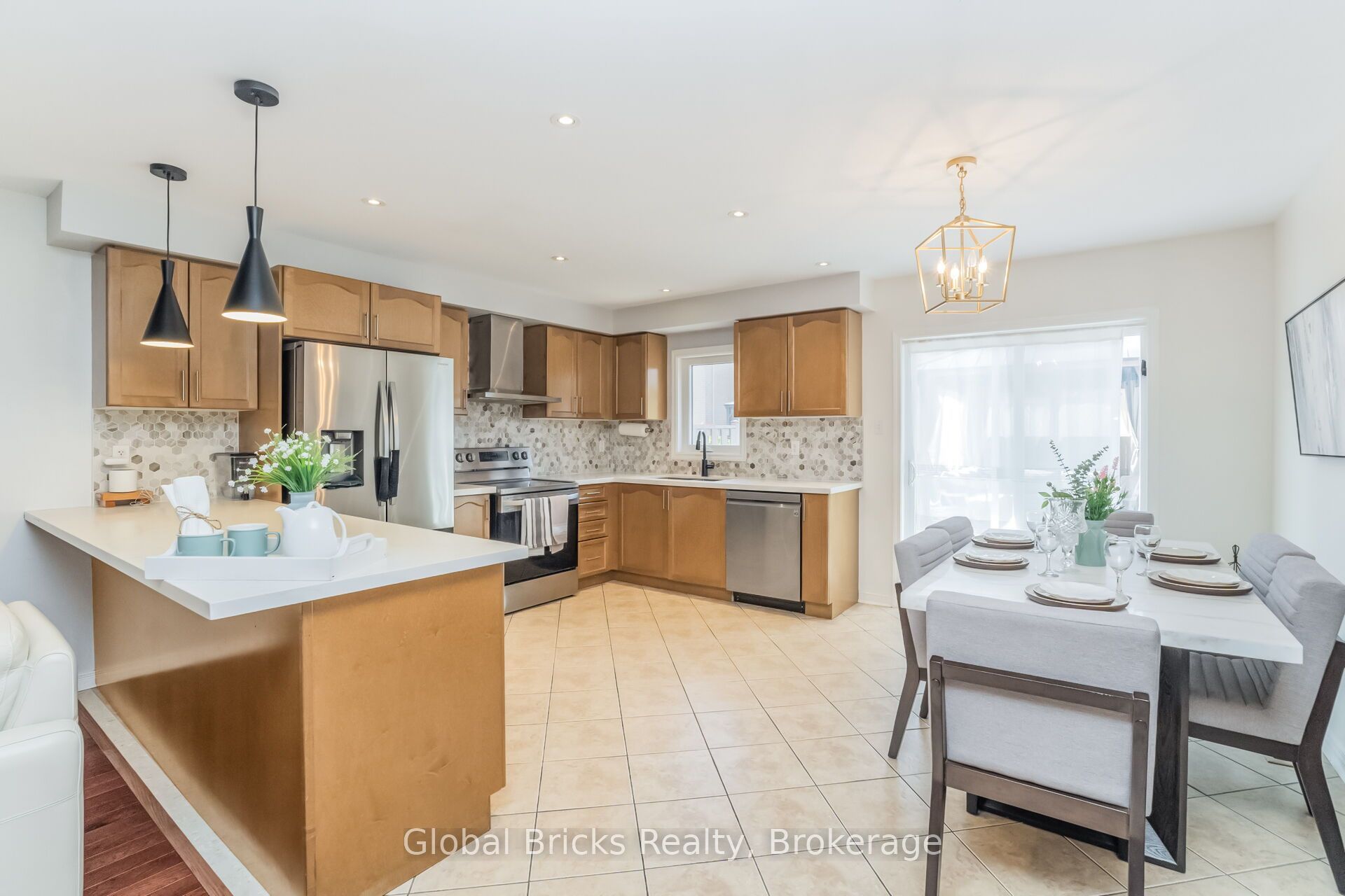 585 Candlestick Circle Property Photo 15