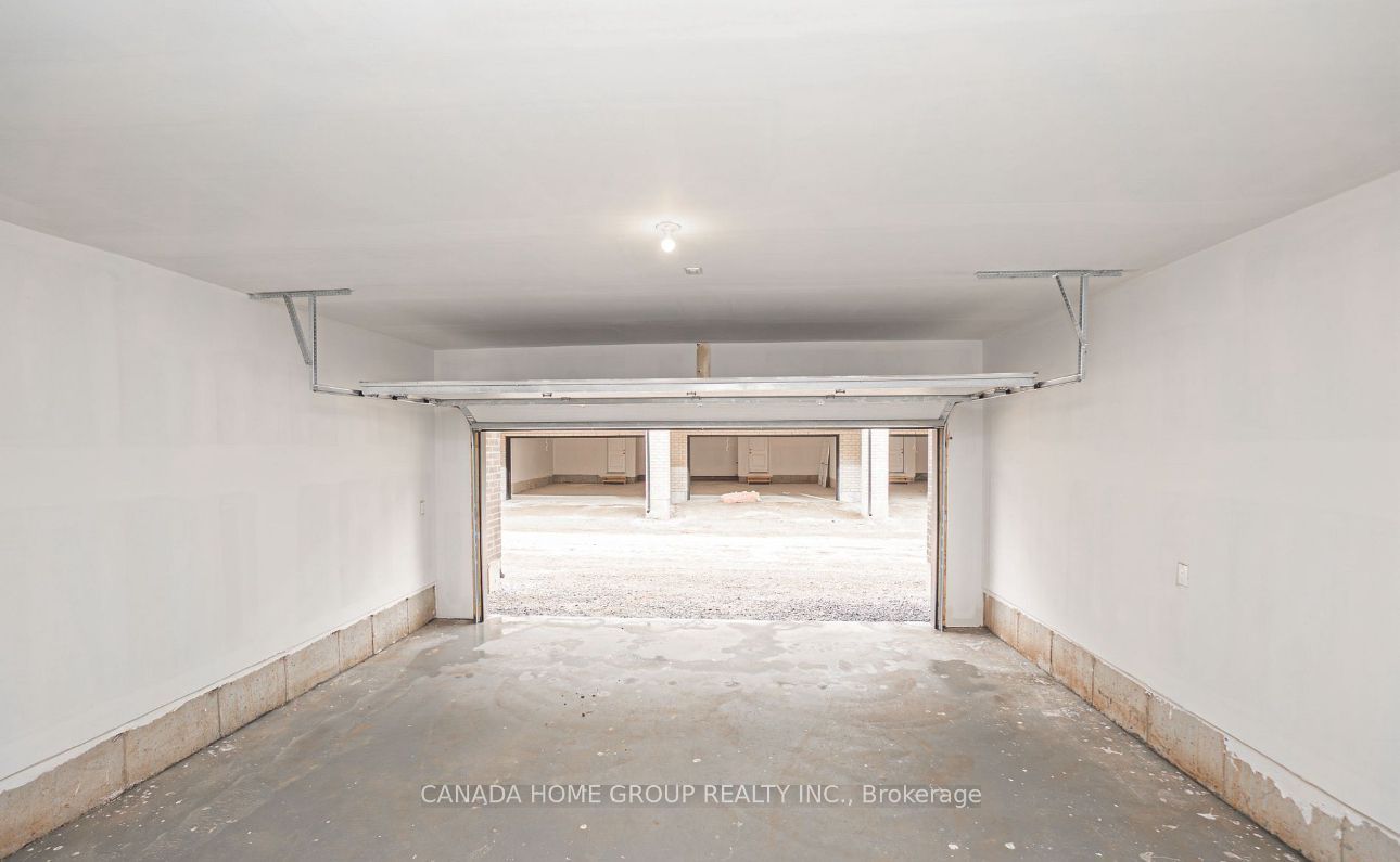 3099 Meadowridge Drive Property Photo 11