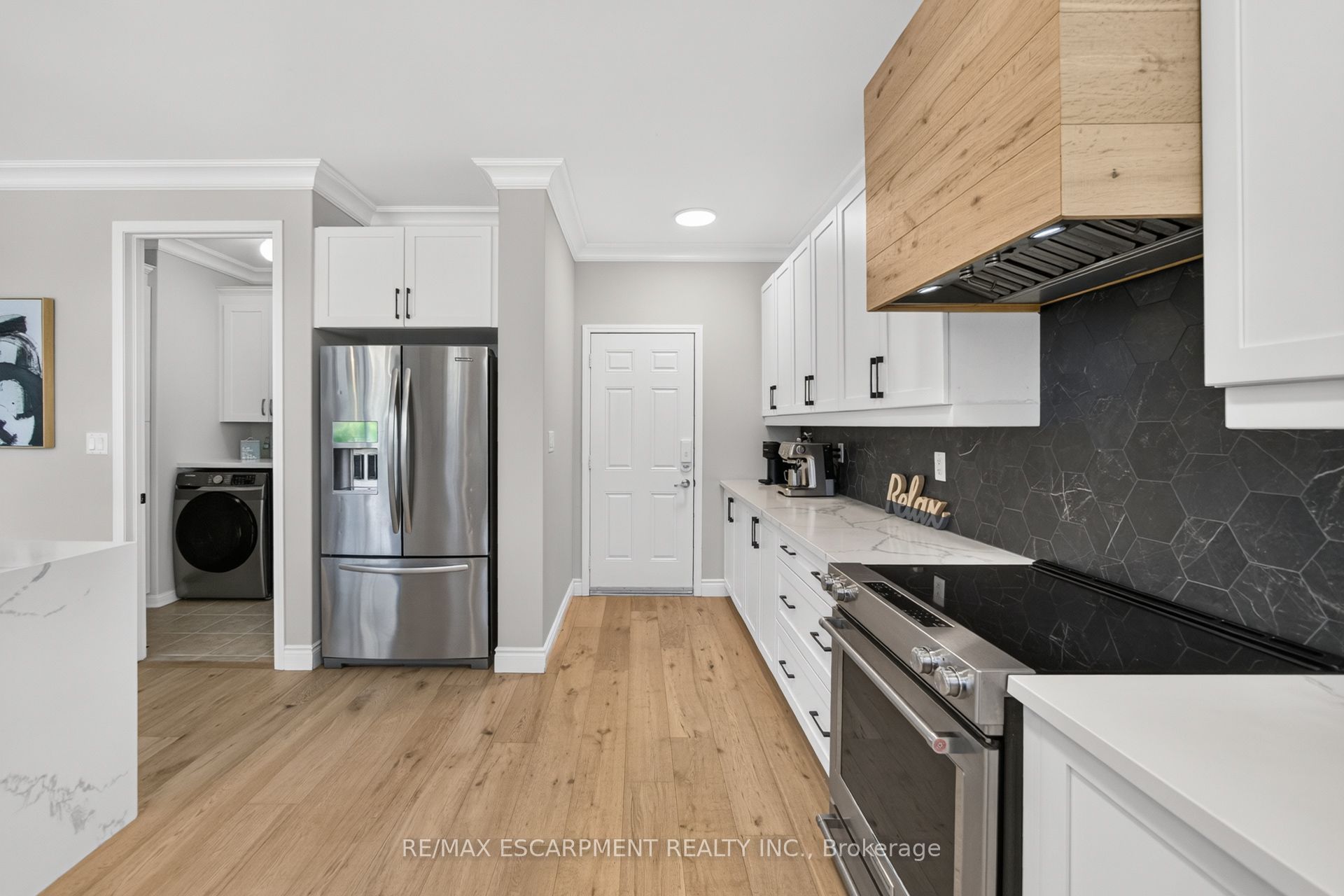 1533 Morse Place Property Photo 17