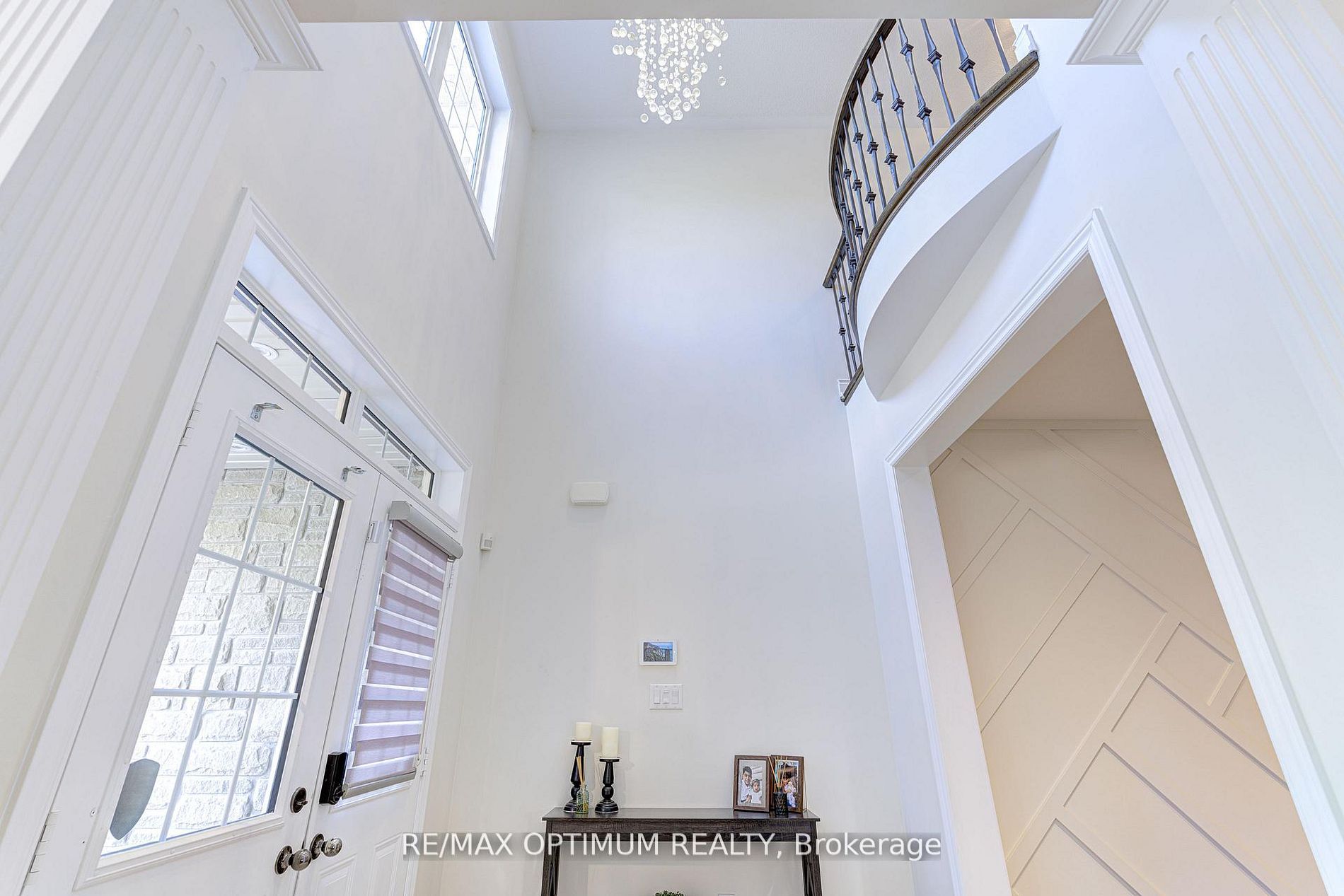 18 Deanston Court Property Photo 6