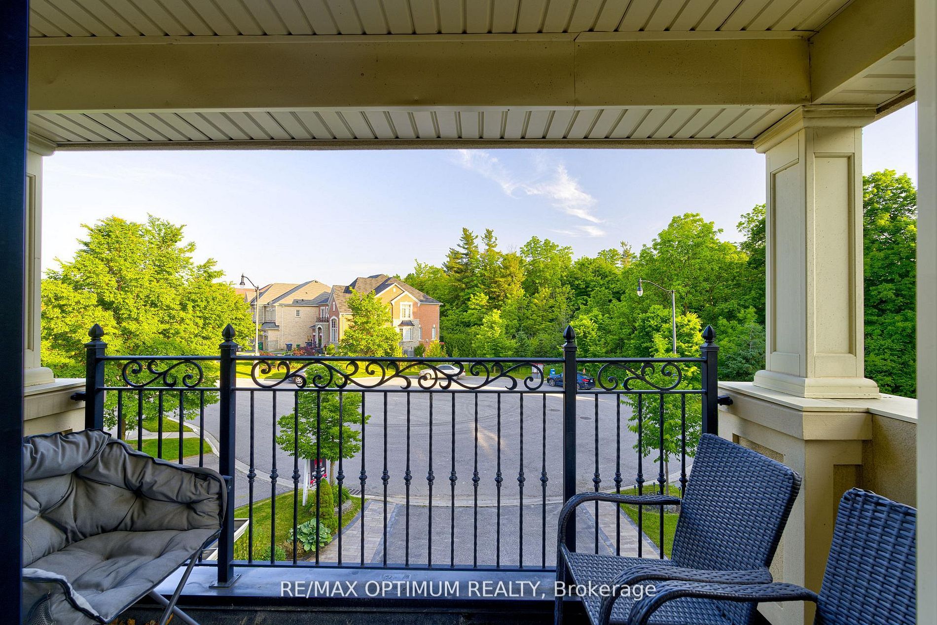 18 Deanston Court Property Photo 7