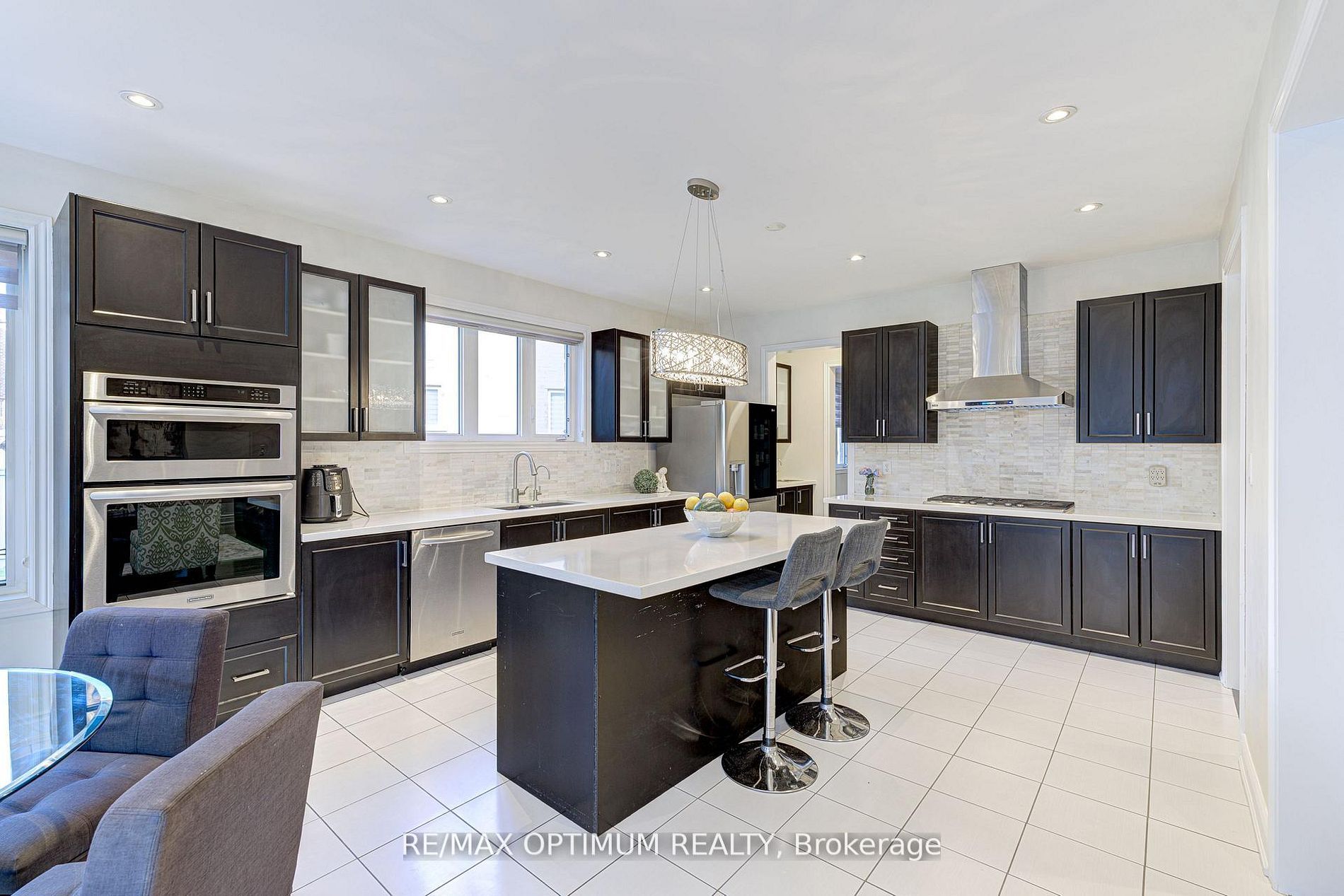 18 Deanston Court Property Photo 19