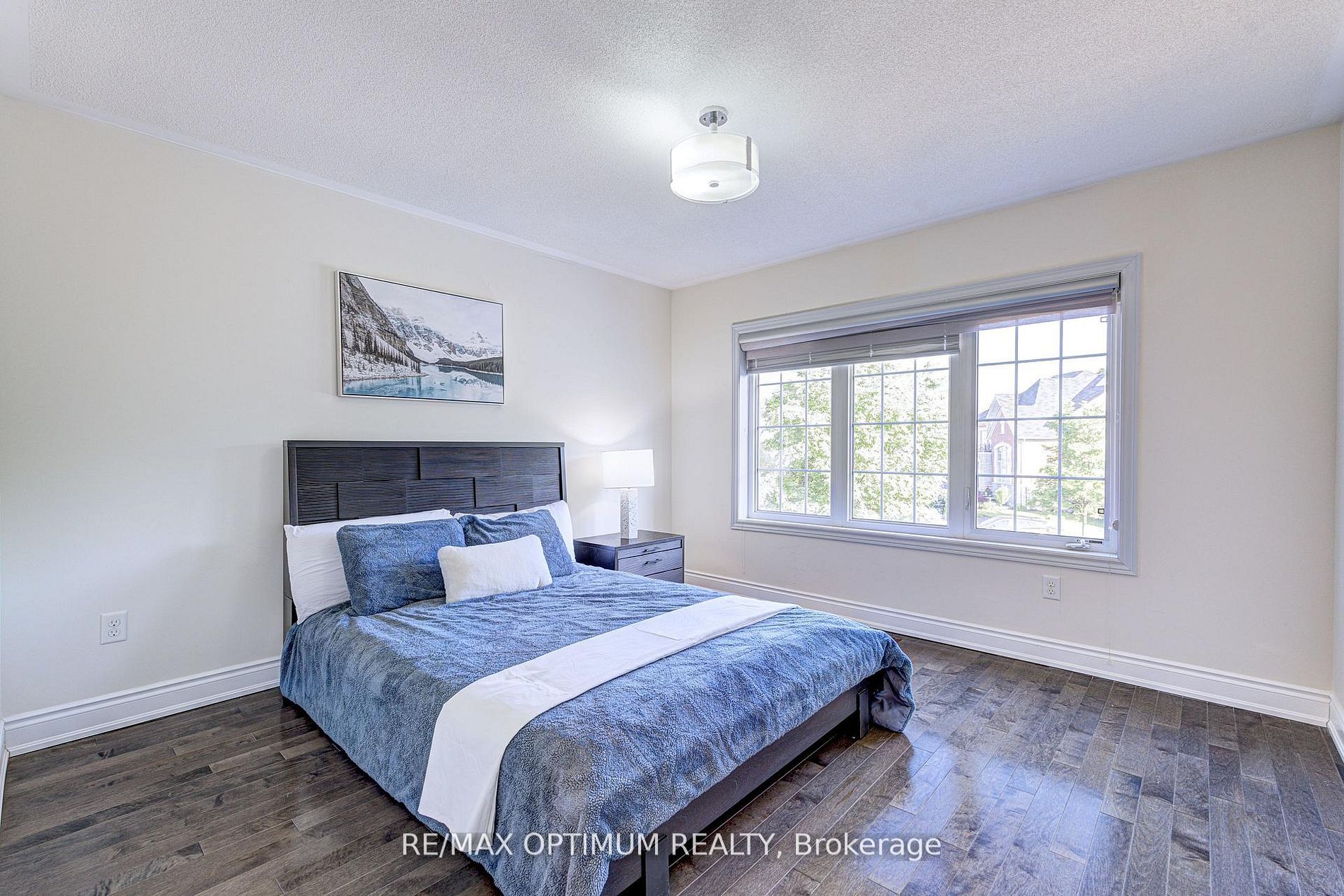 18 Deanston Court Property Photo 33