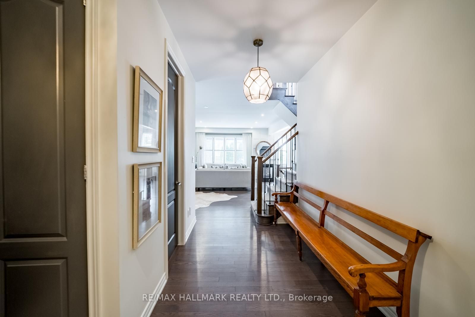 124 Bonnie Braes Drive Property Photo 4