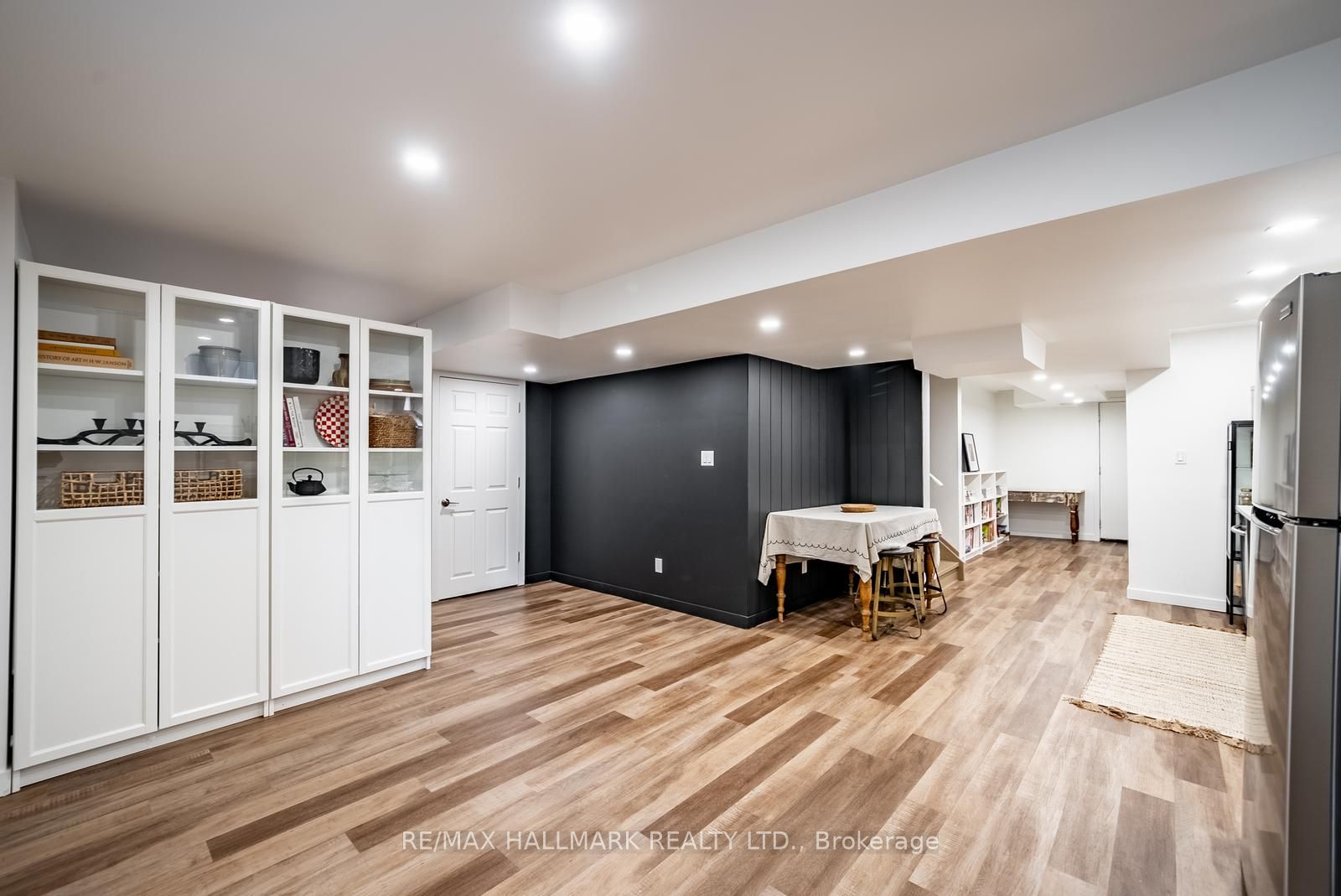 124 Bonnie Braes Drive Property Photo 35