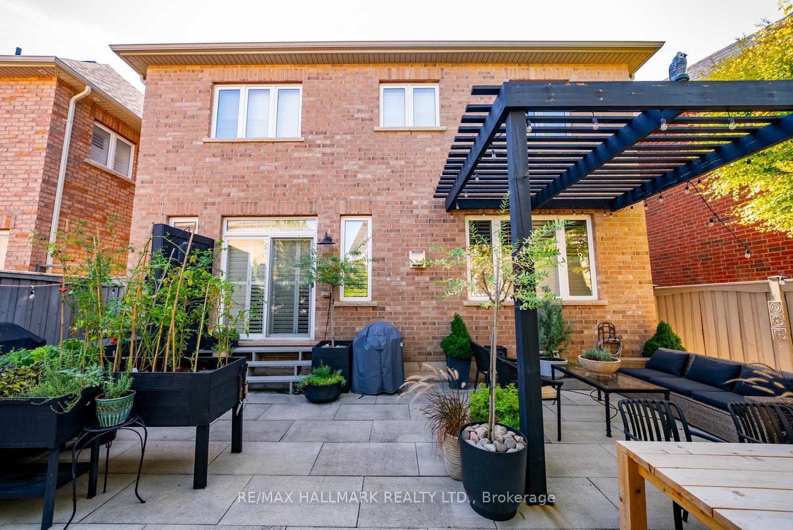 124 Bonnie Braes Drive Property Photo 42