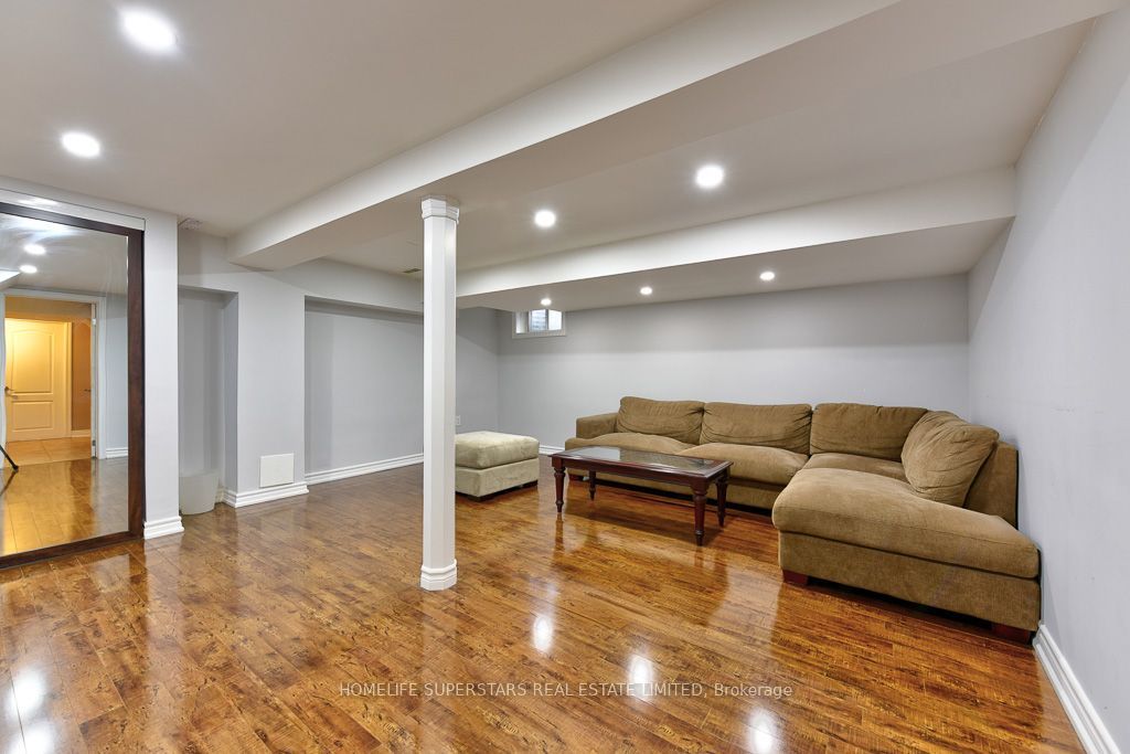 868 Kowal Drive Property Photo 34