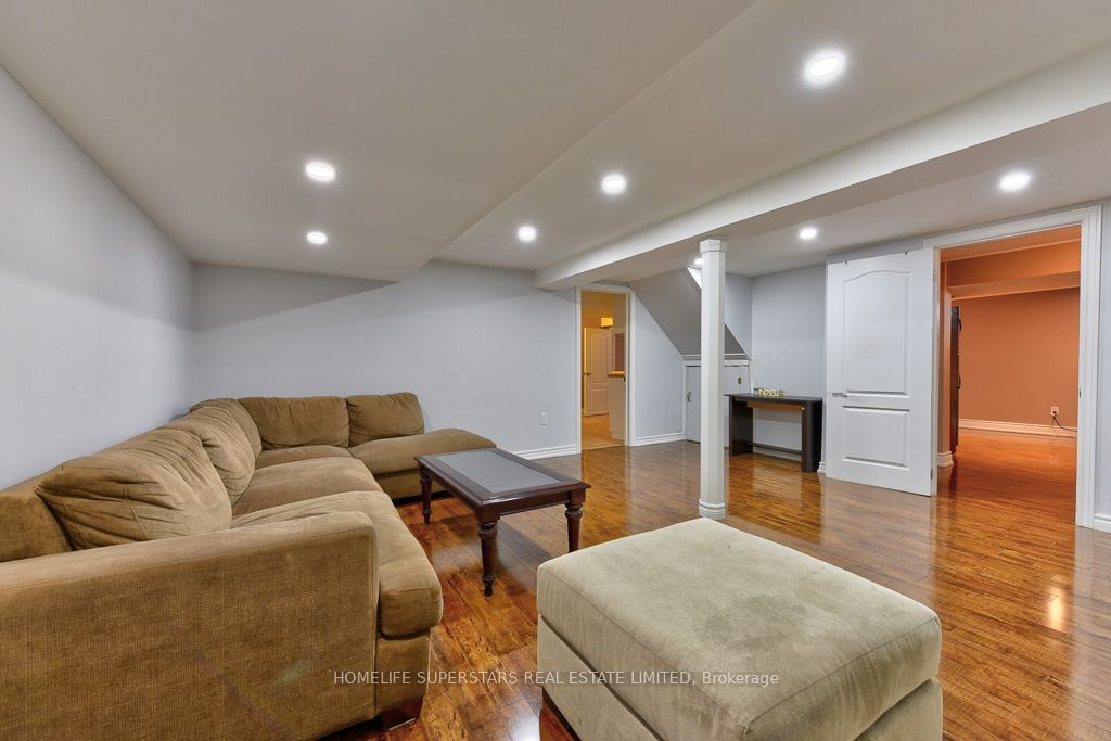 868 Kowal Drive Property Photo 35