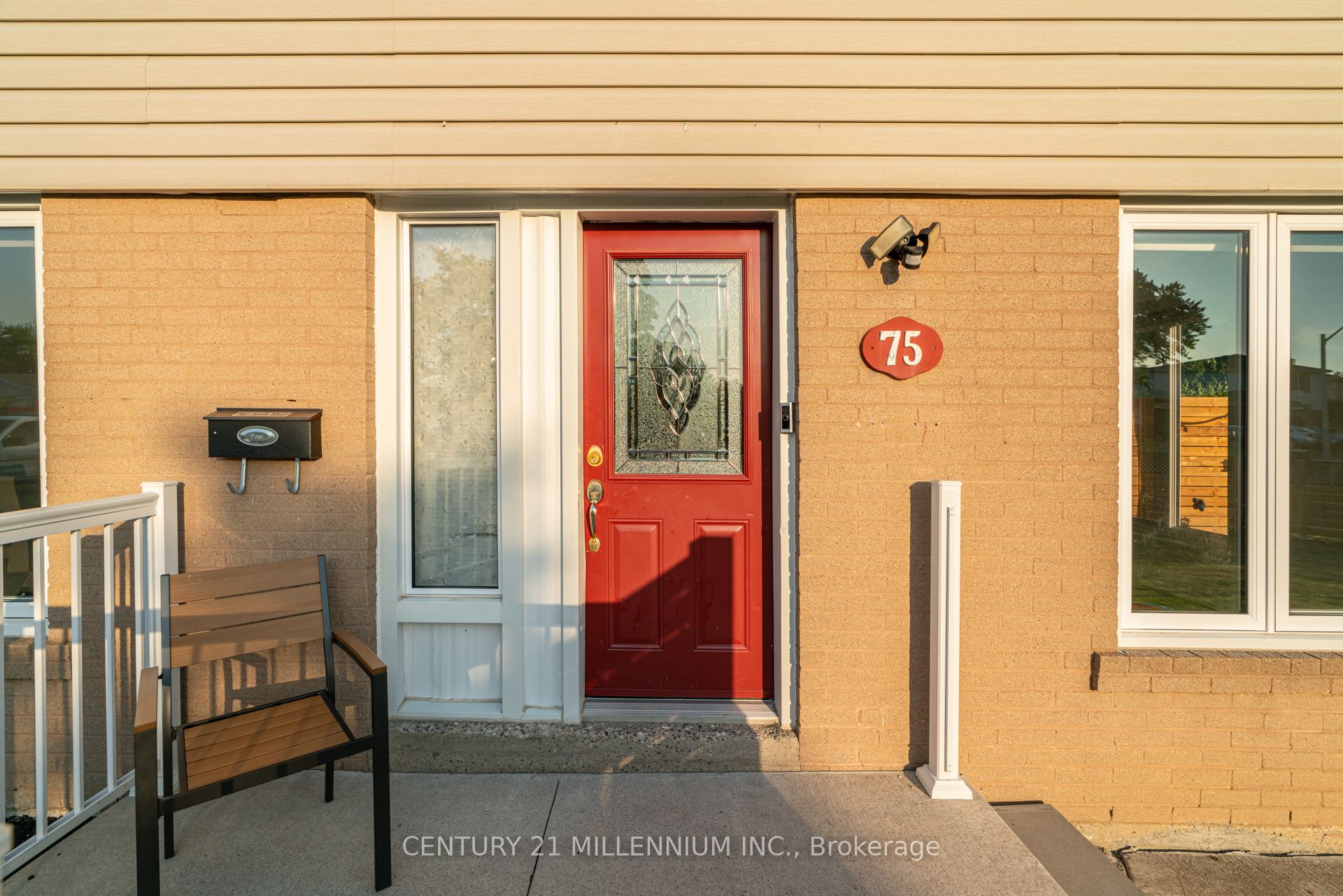 75 Goldcrest Road Property Photo 4