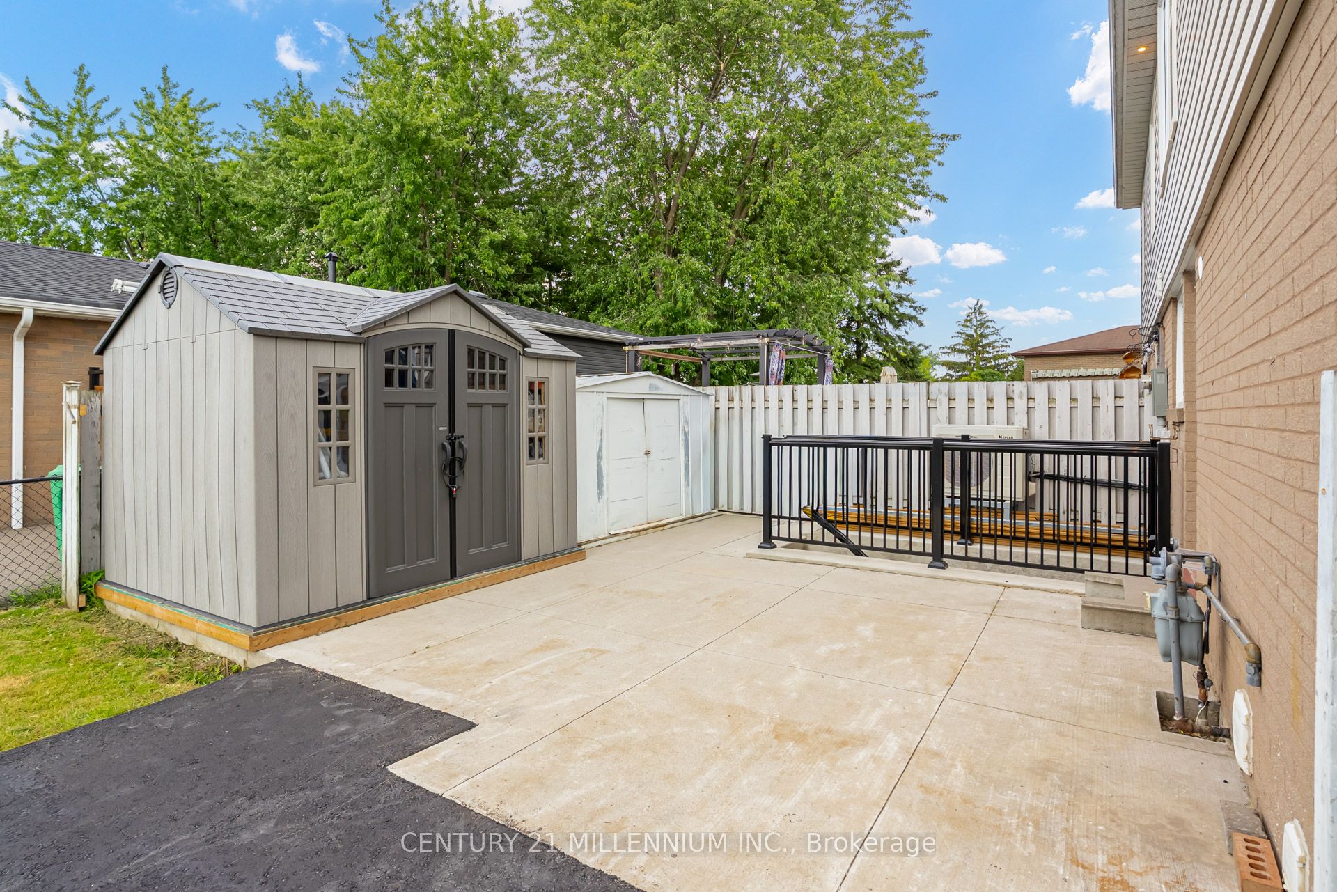 75 Goldcrest Road Property Photo 32