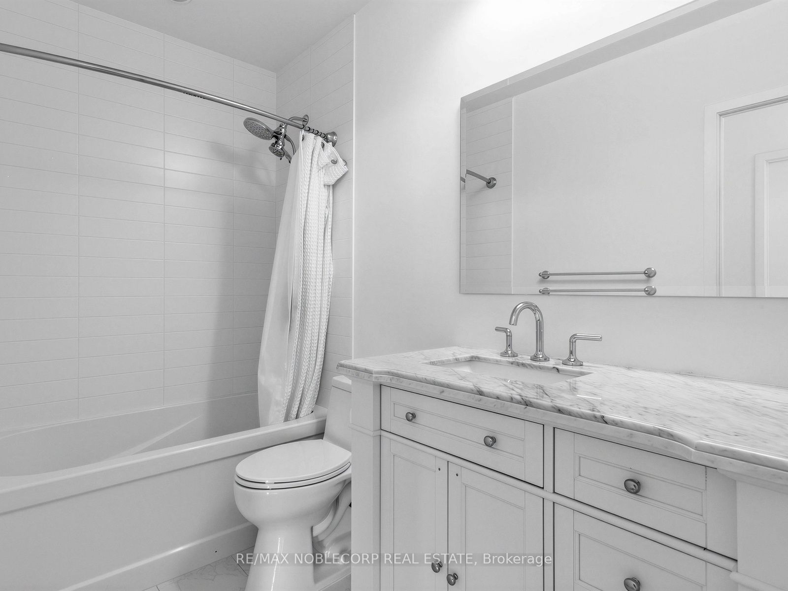 840 Queens Plate Drive 1705 Property Photo 19