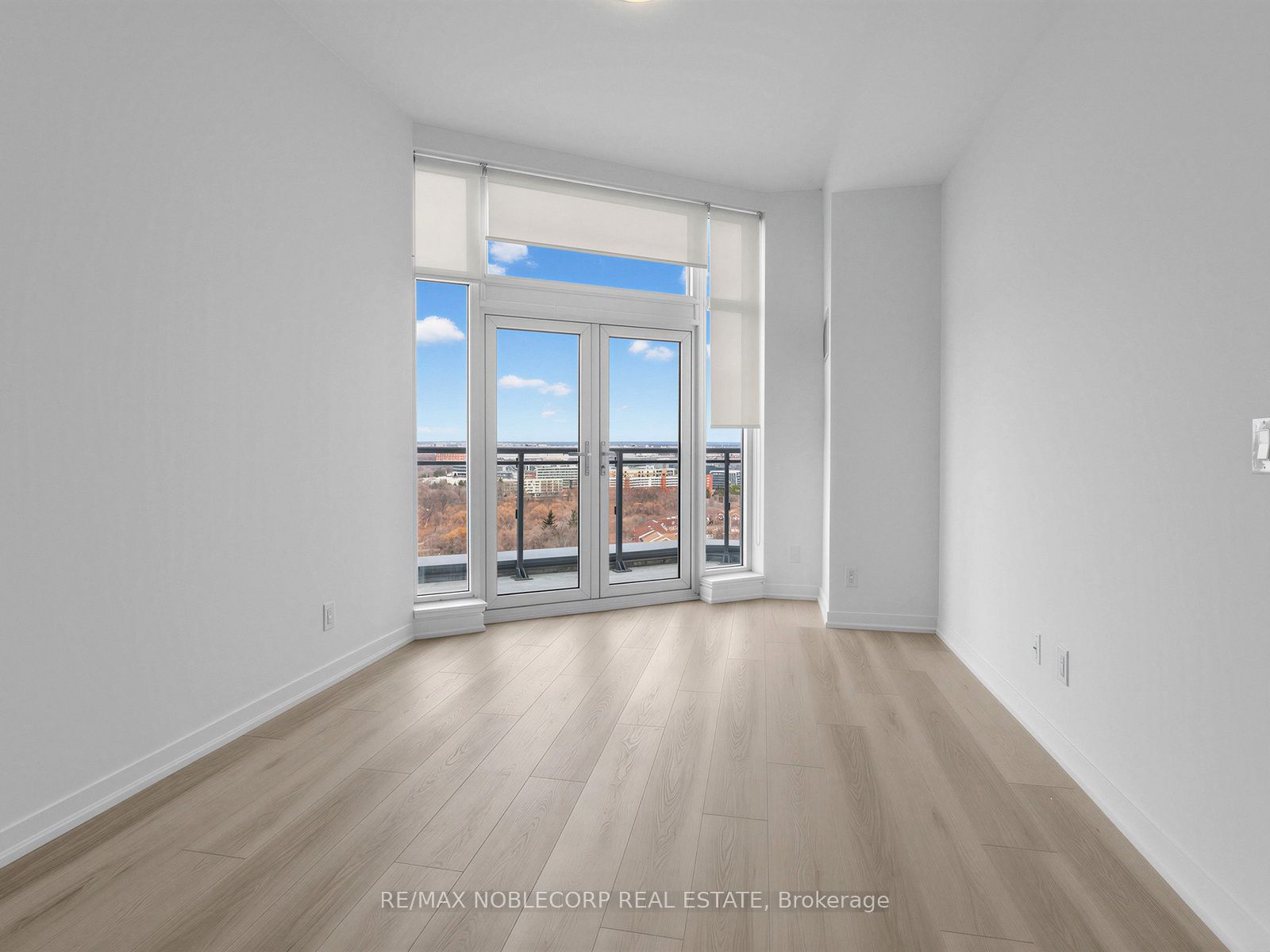 840 Queens Plate Drive 1705 Property Photo 22