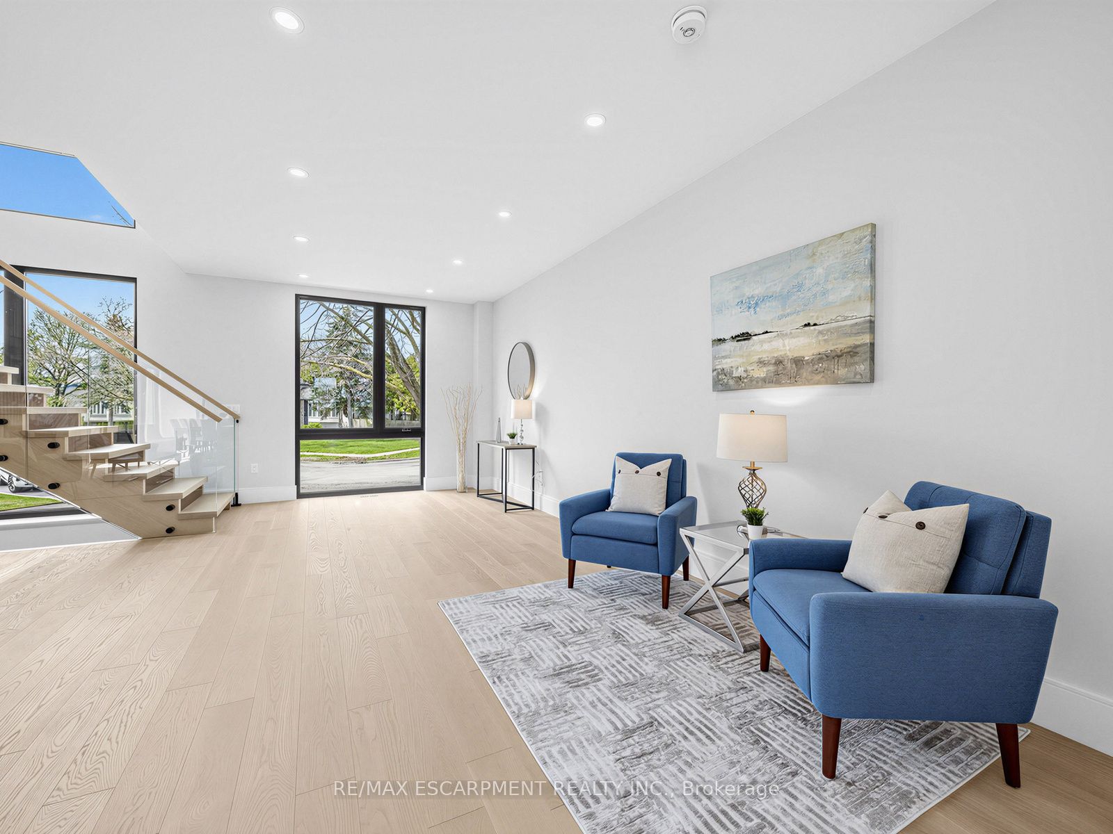 2488 Bridge Road Property Photo 10