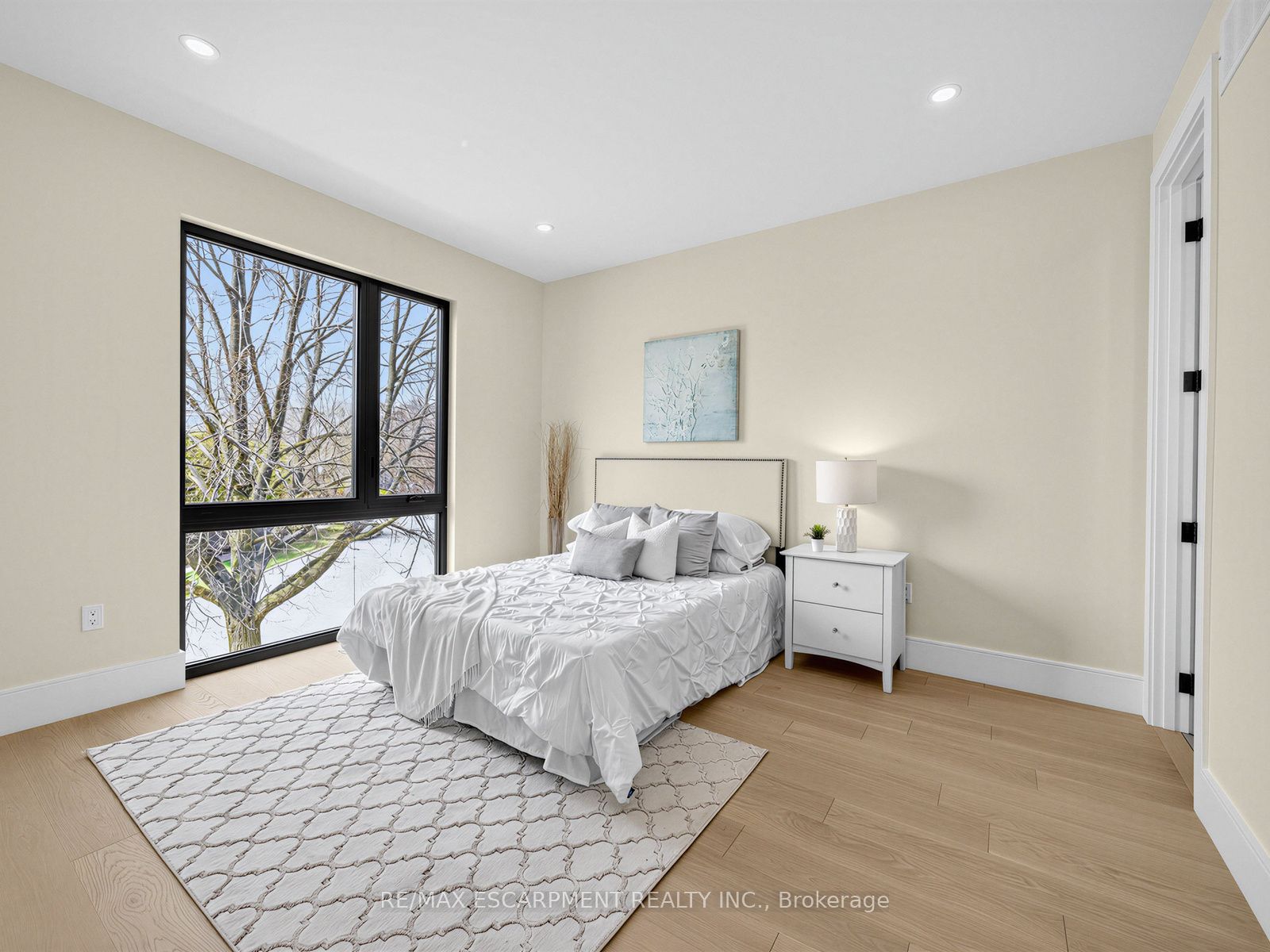 2488 Bridge Road Property Photo 27