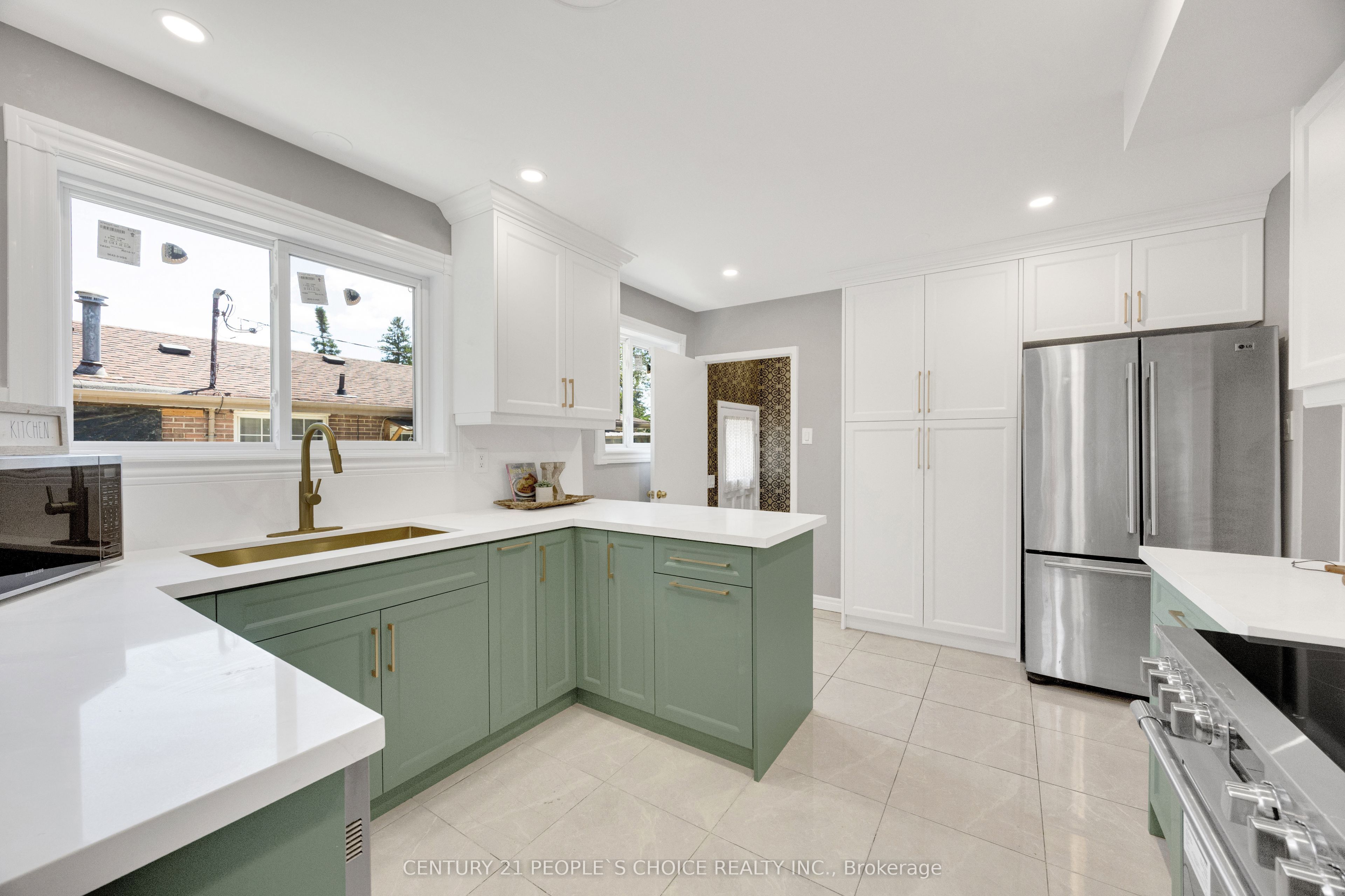 53 Brookland Drive W Property Photo 13