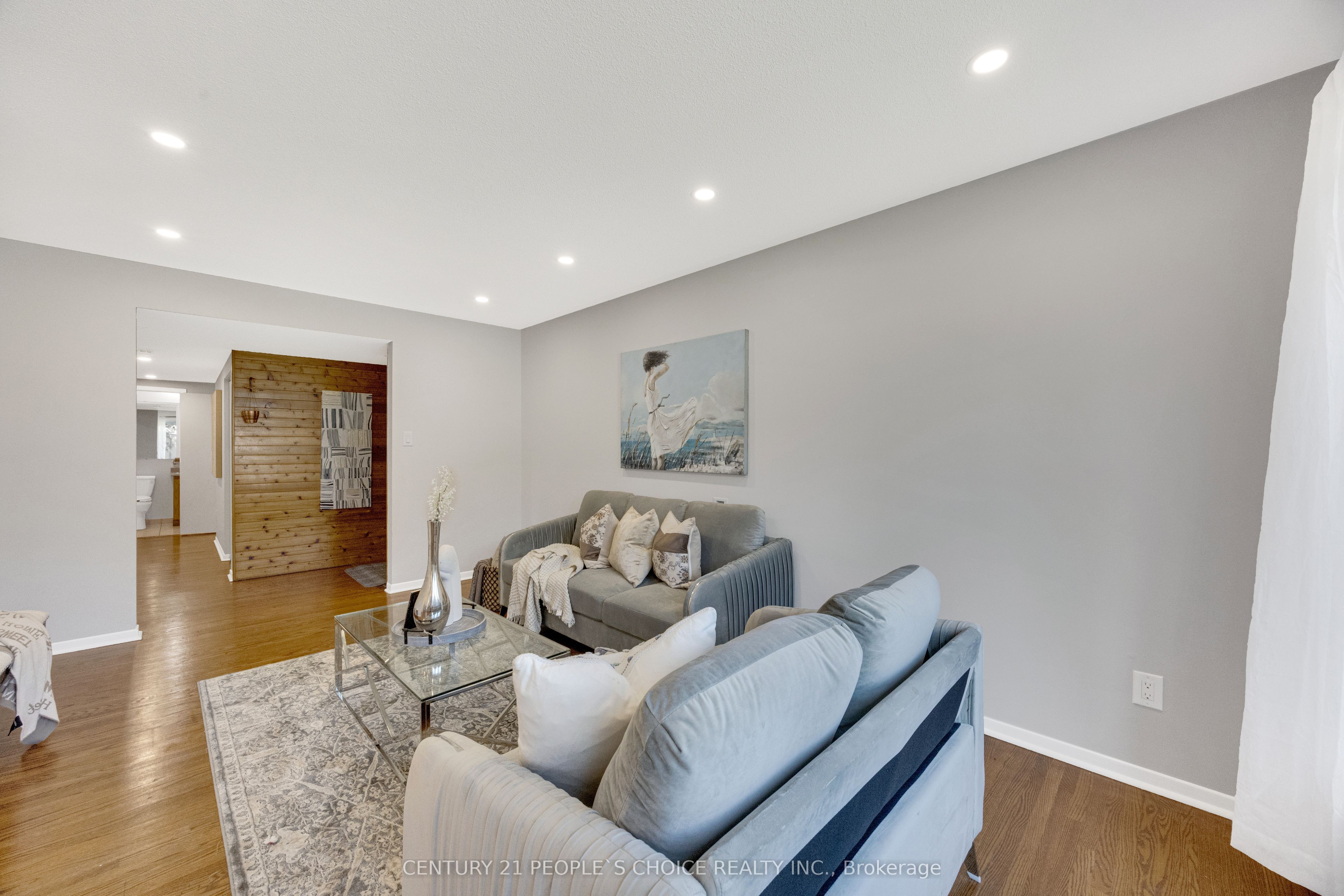 53 Brookland Drive W Property Photo 15