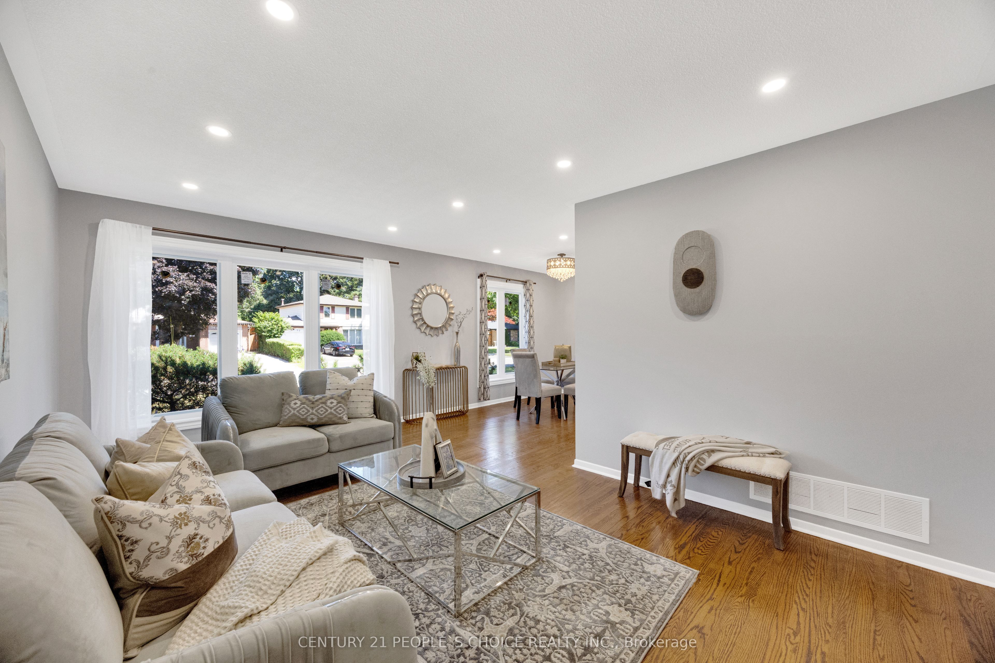 53 Brookland Drive W Property Photo 17