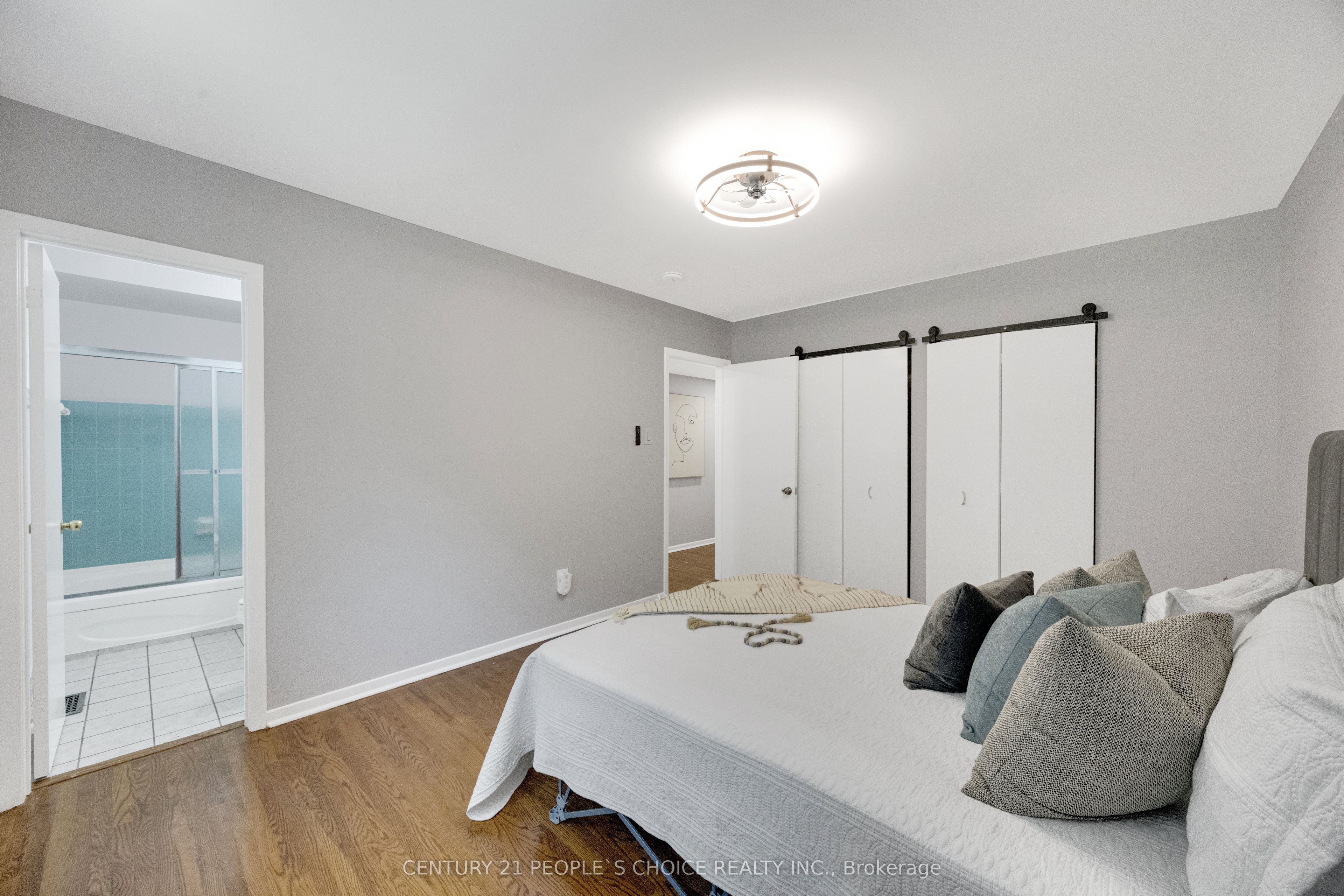 53 Brookland Drive W Property Photo 19