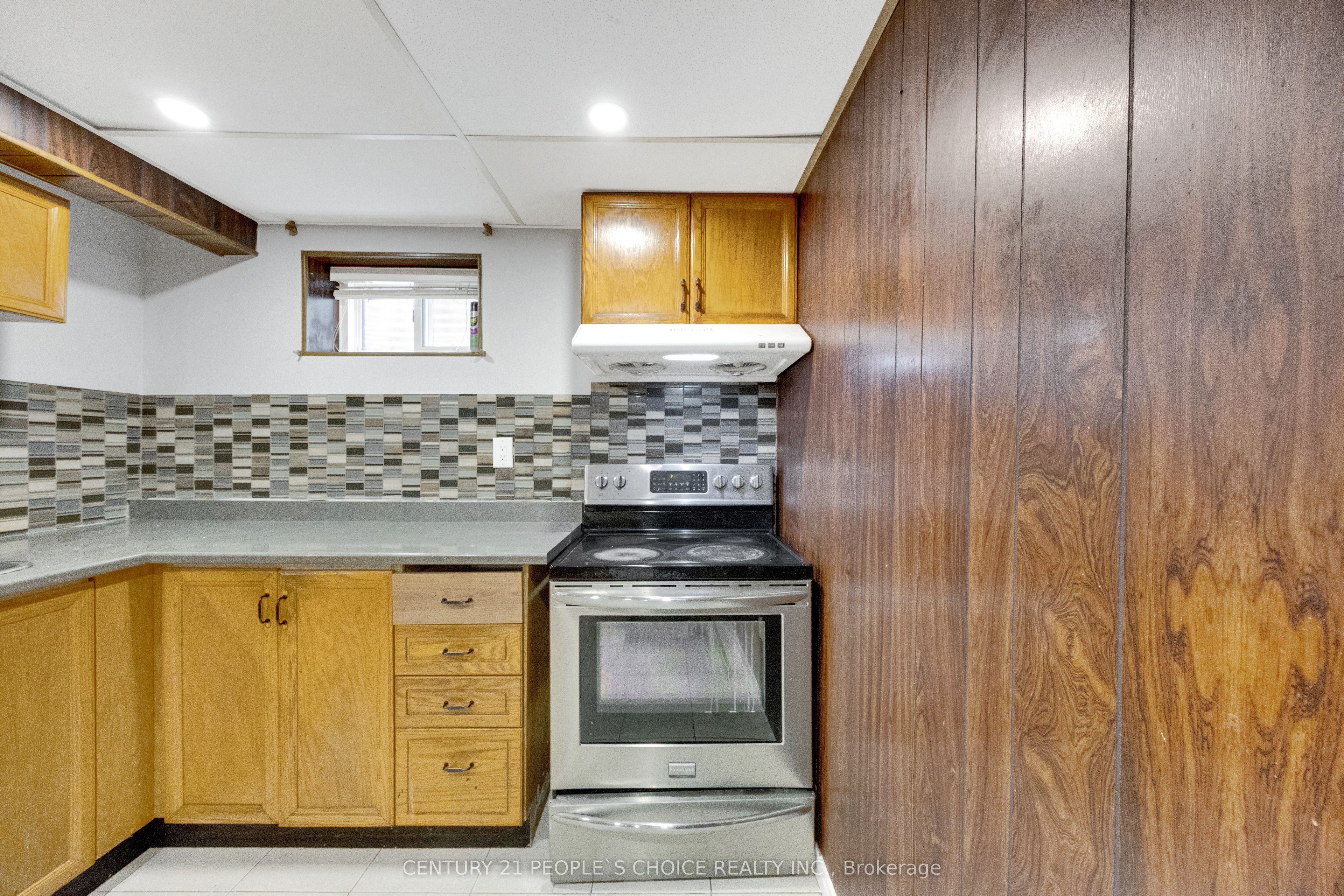 53 Brookland Drive W Property Photo 34