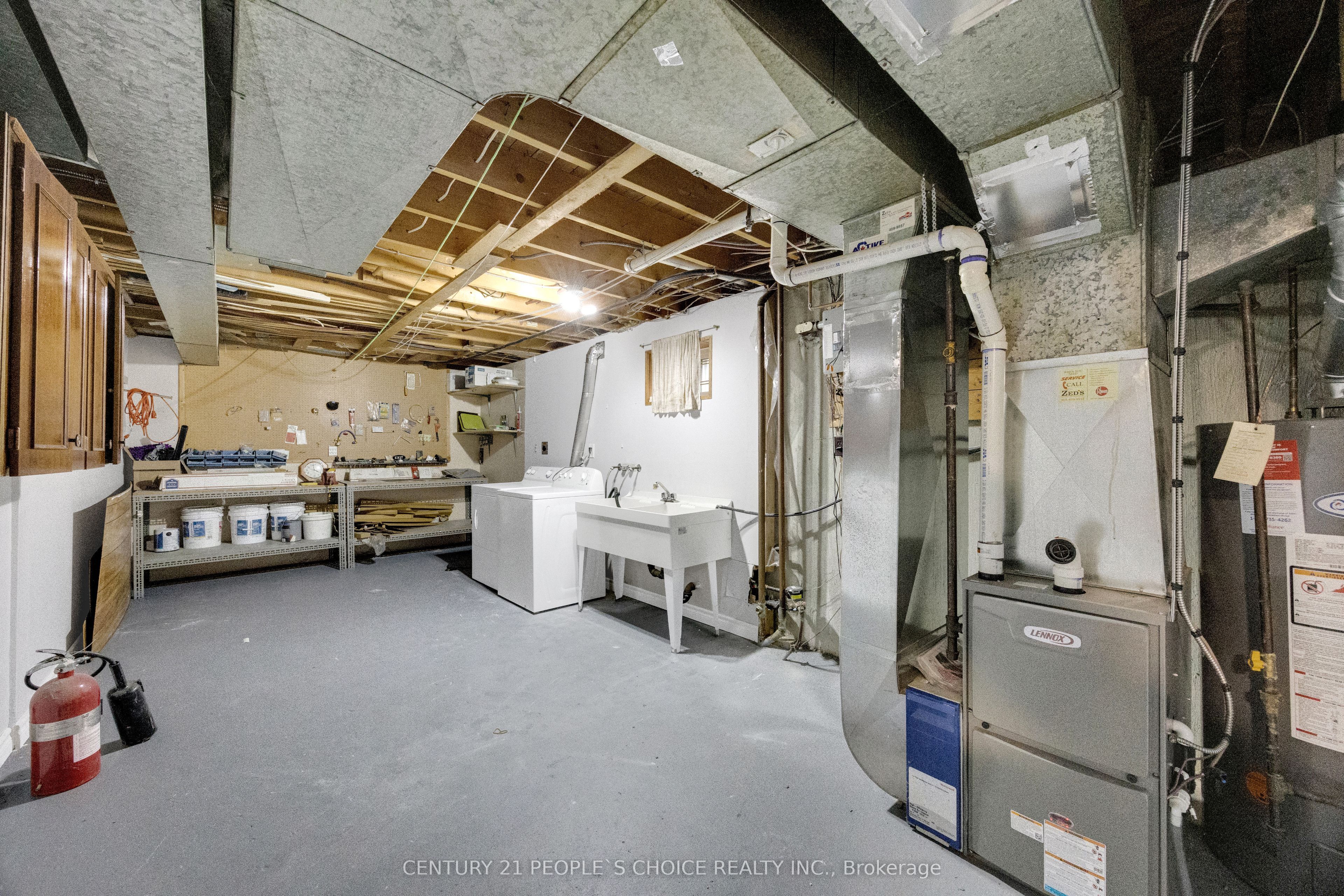 53 Brookland Drive W Property Photo 37