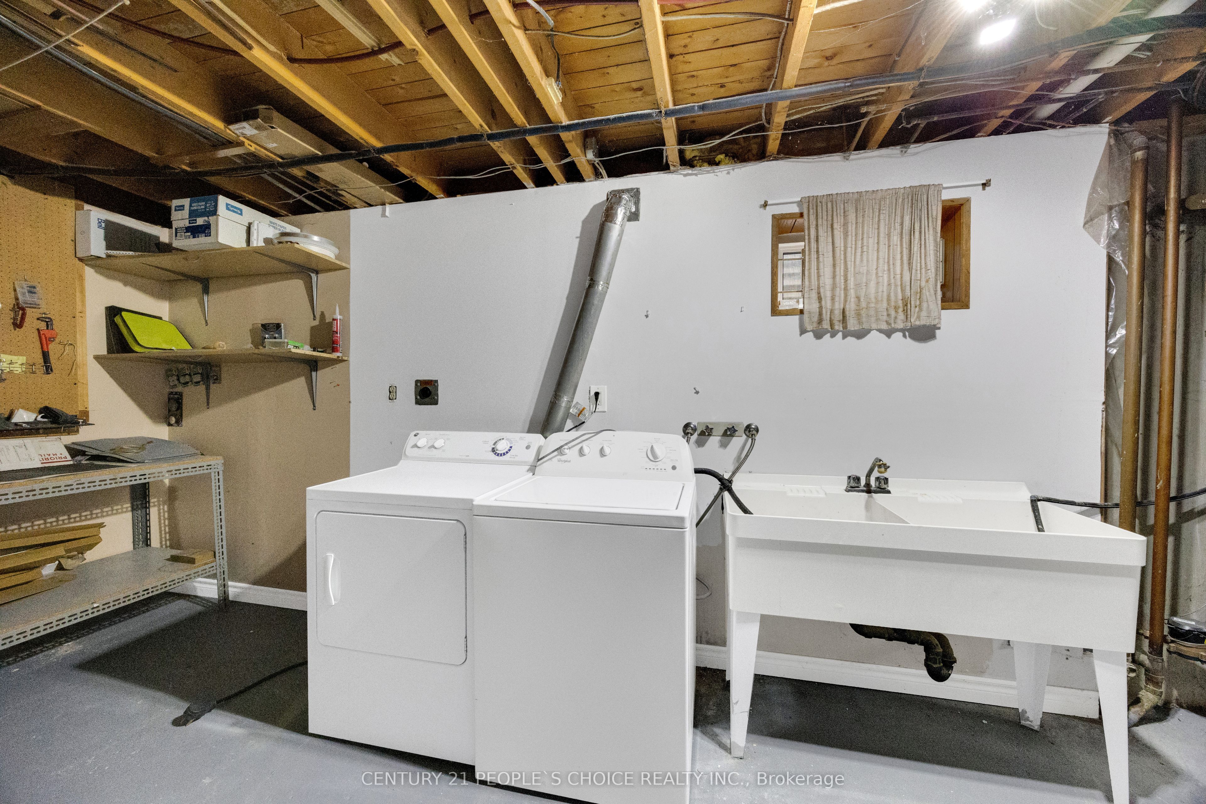 53 Brookland Drive W Property Photo 38