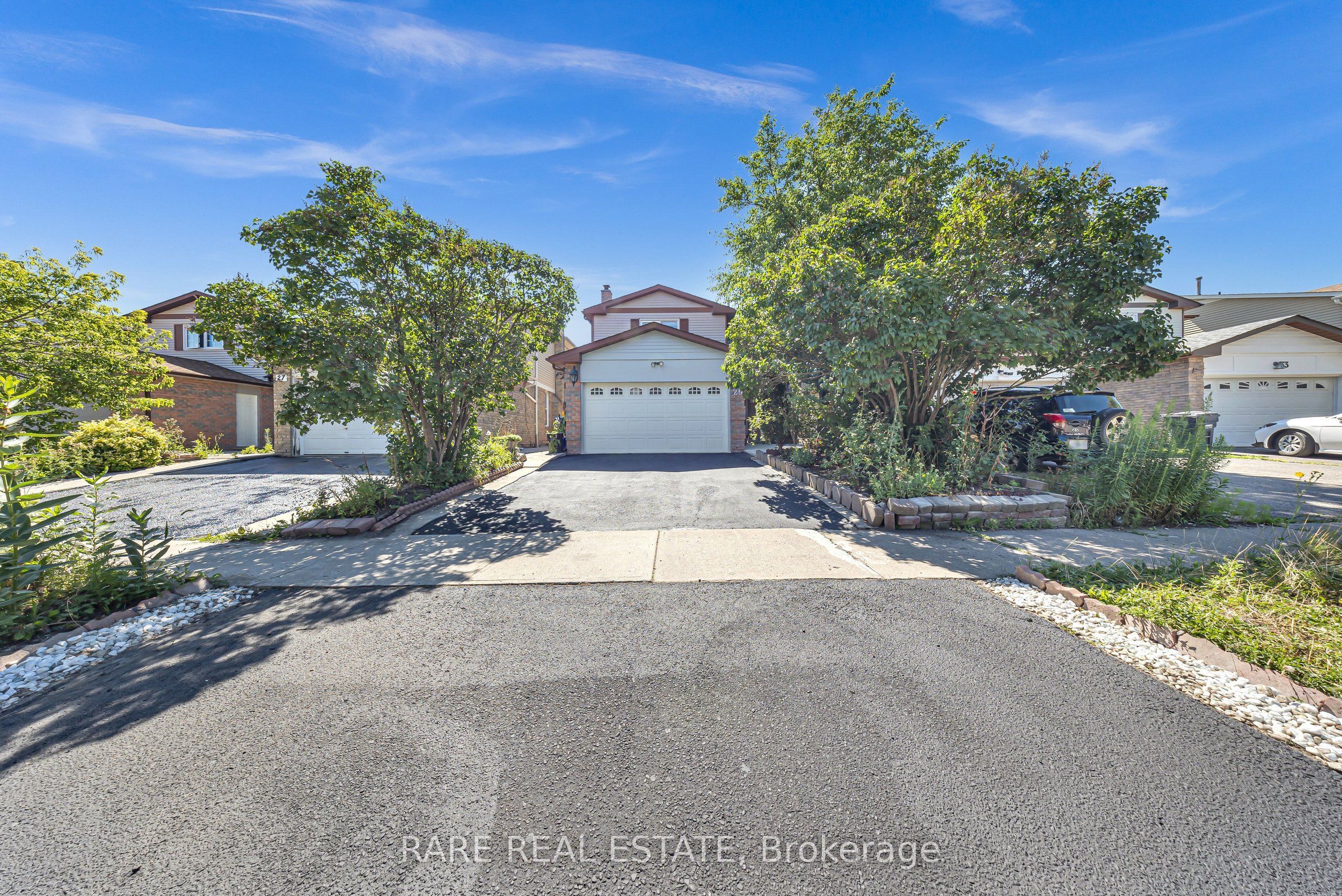 29 Abelard Avenue Property Photo 1