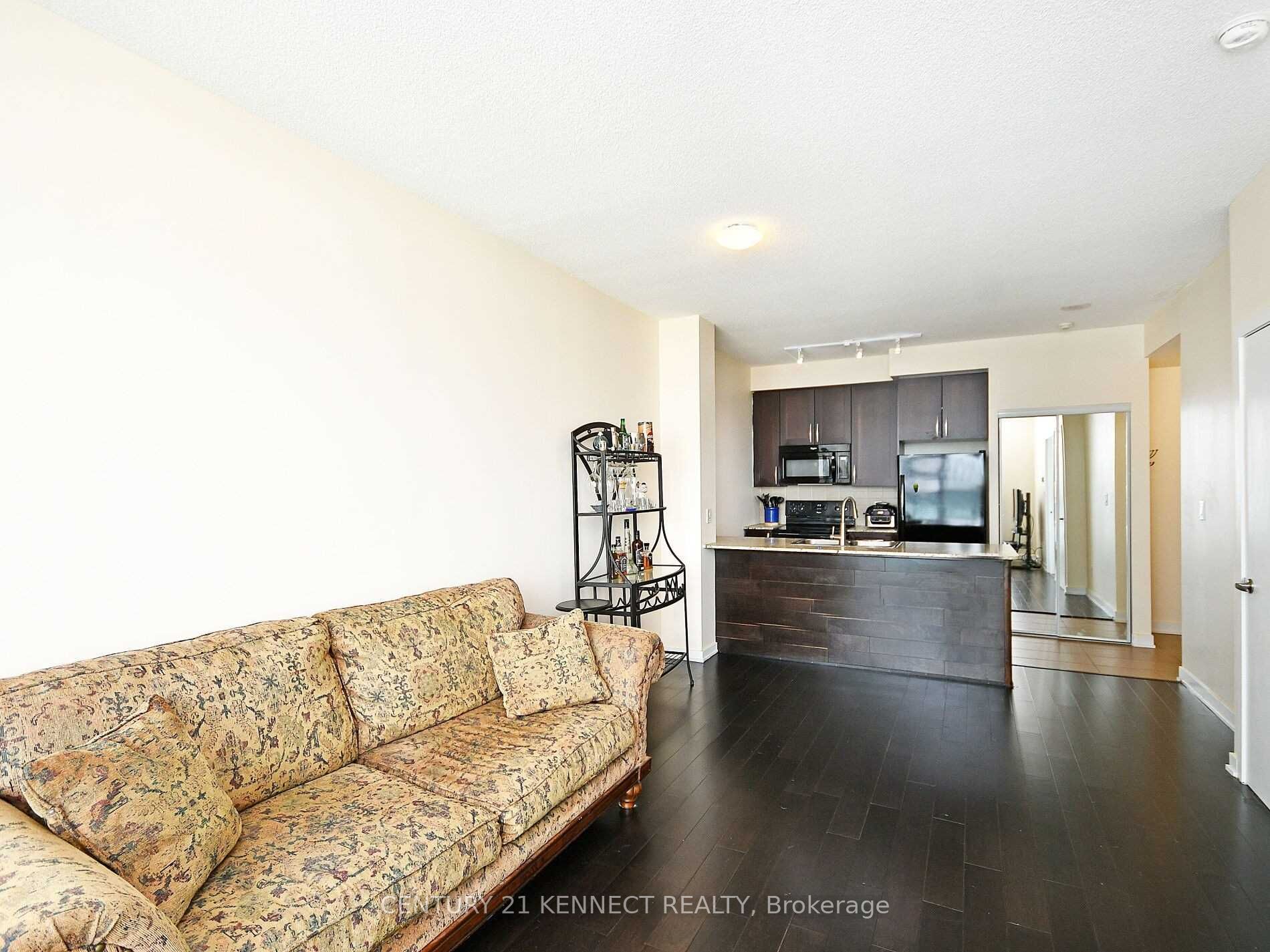 4070 Confederation Parkway 3910 Property Photo 8
