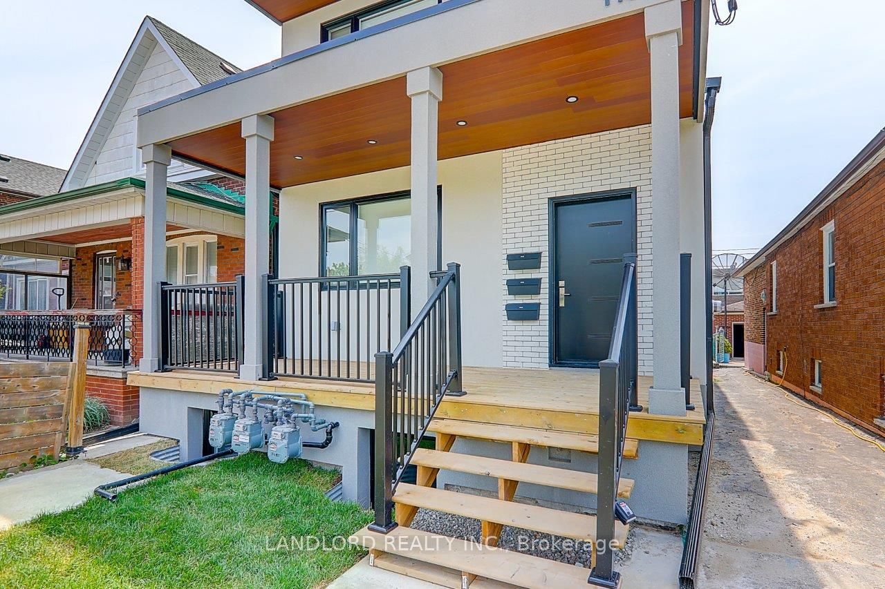 115 Livingstone Avenue Upper Property Photo 3