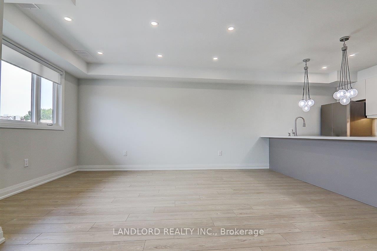 115 Livingstone Avenue Upper Property Photo 19