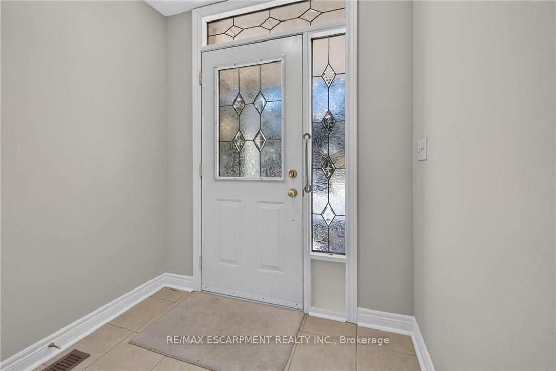 710 Spring Gardens Road 99 Property Photo 4