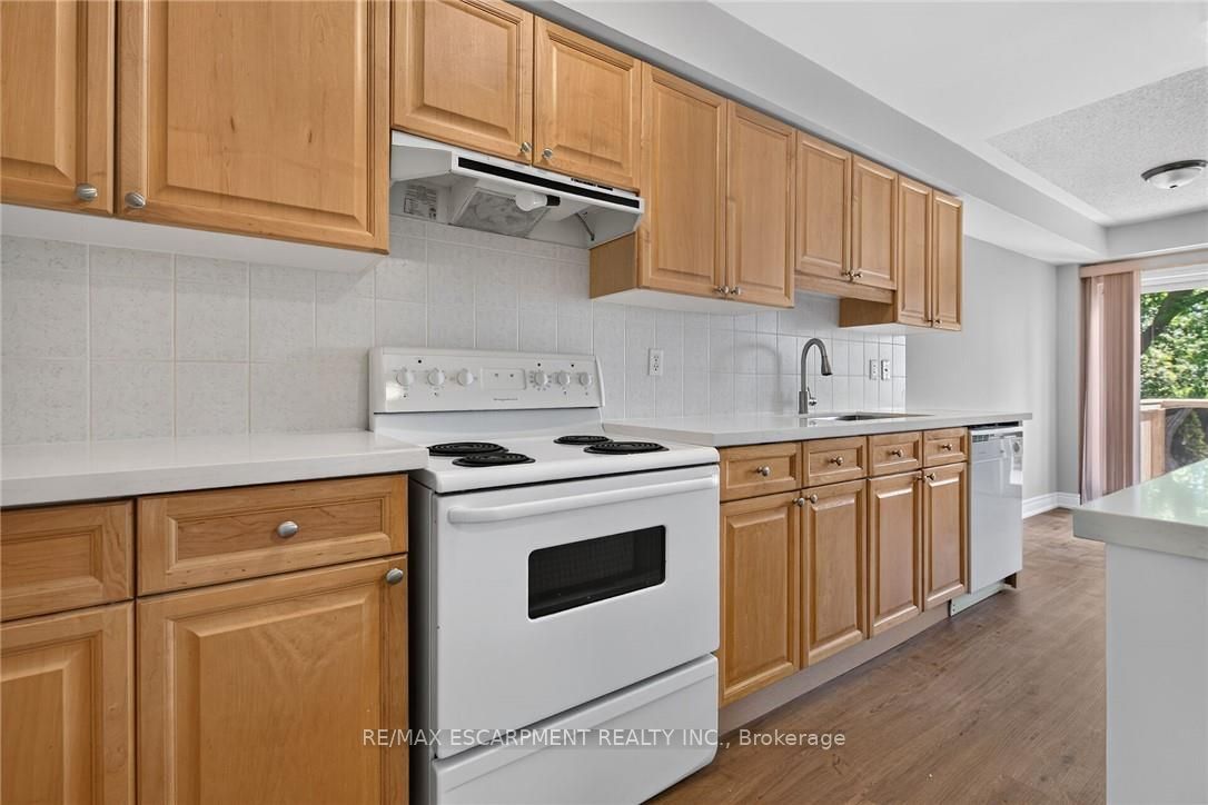 710 Spring Gardens Road 99 Property Photo 12