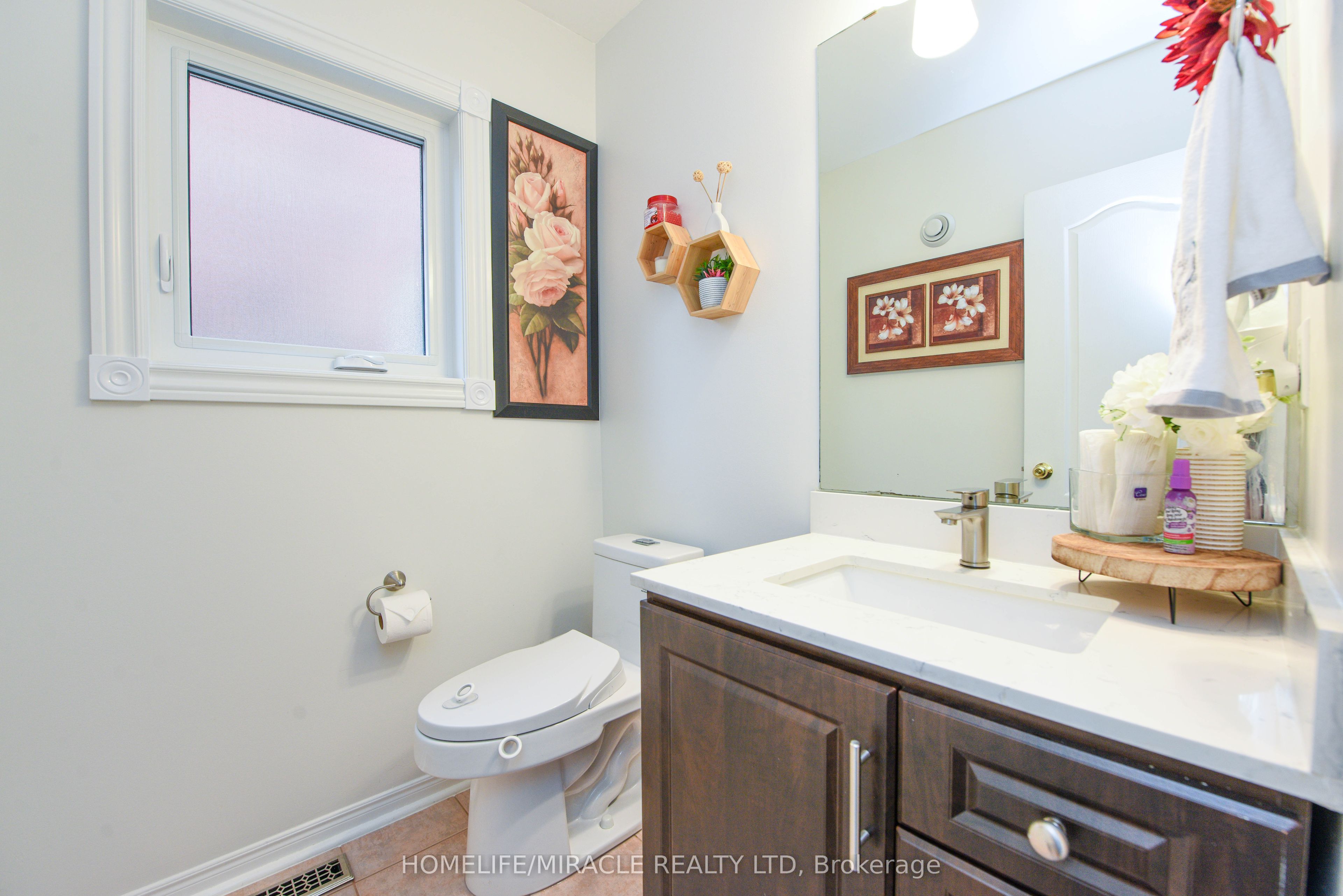 113 Seclusion Crescent Property Photo 9