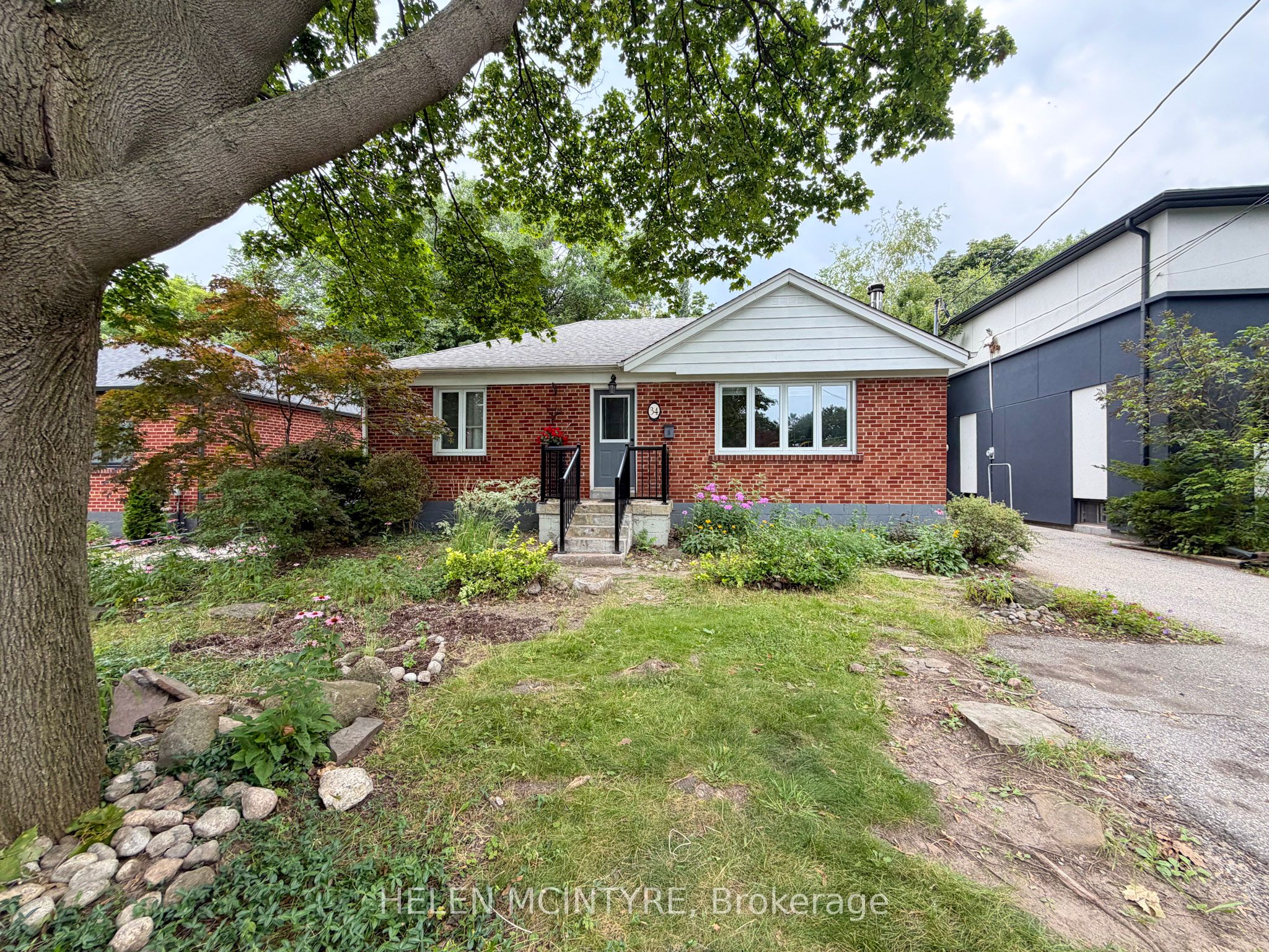 34 Dunning Crescent Property Photo 34