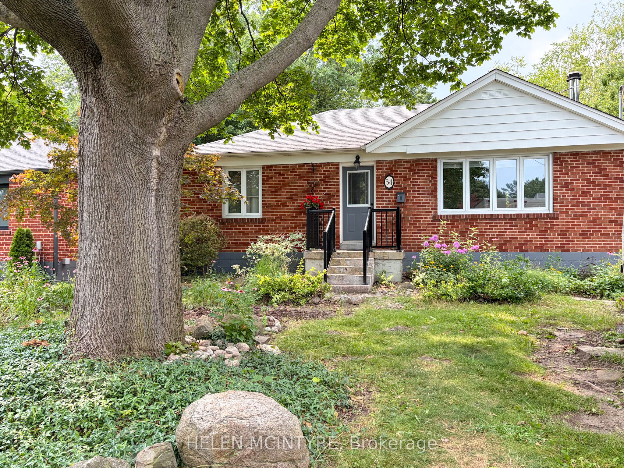 34 Dunning Crescent Property Photo 35