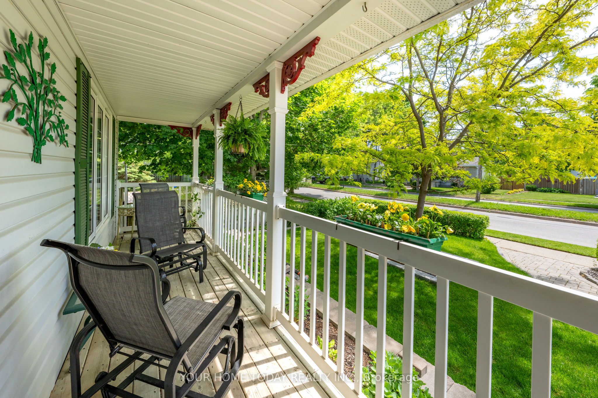 16 Normandy Boulevard Property Photo 4