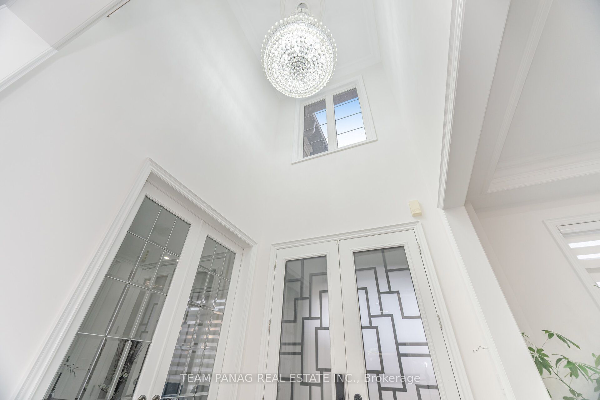 26 Snaresbrook Crescent Property Photo 5