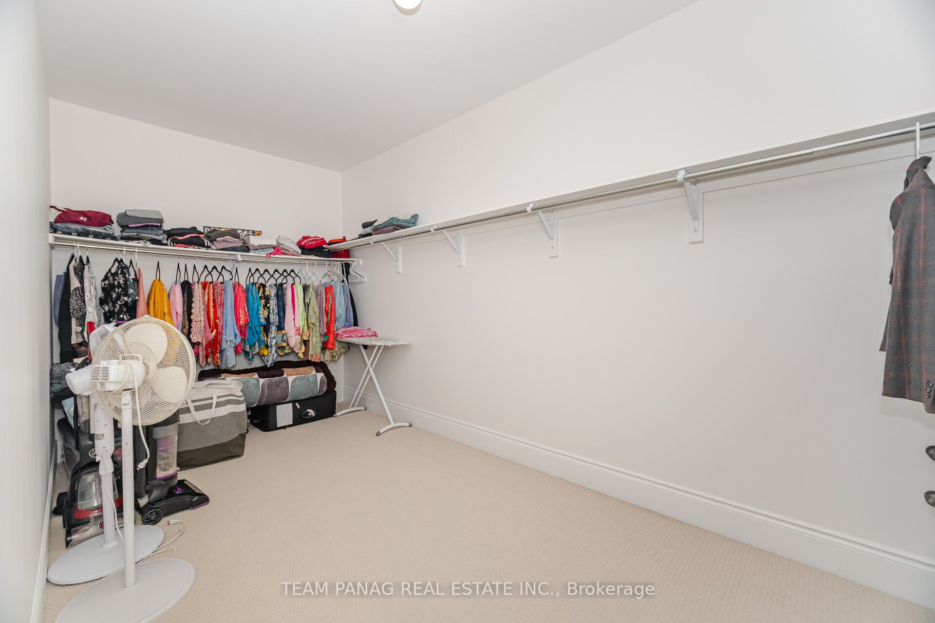26 Snaresbrook Crescent Property Photo 32