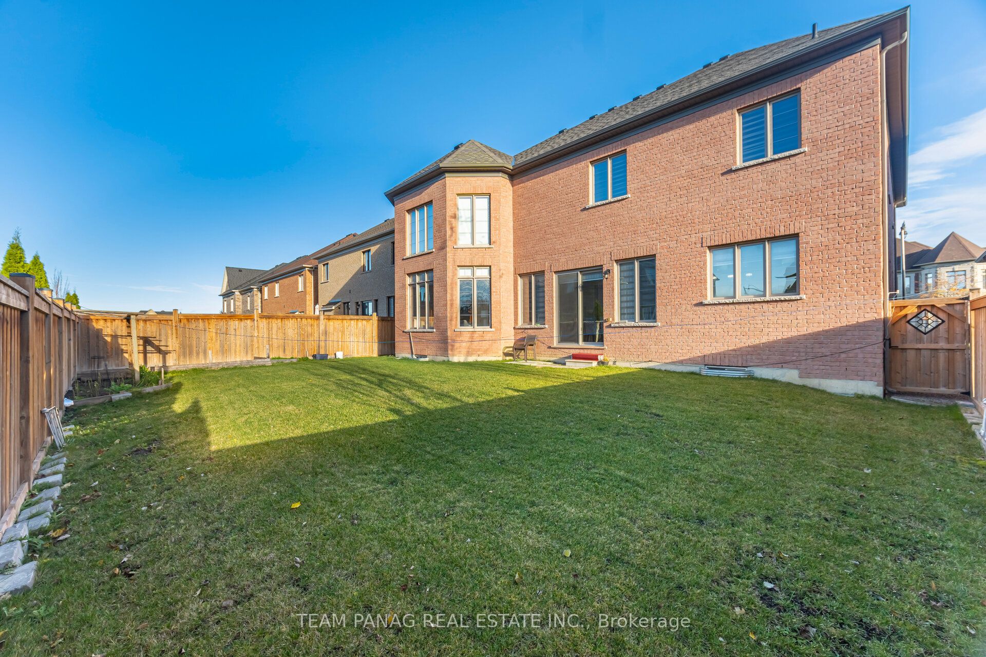 26 Snaresbrook Crescent Property Photo 44