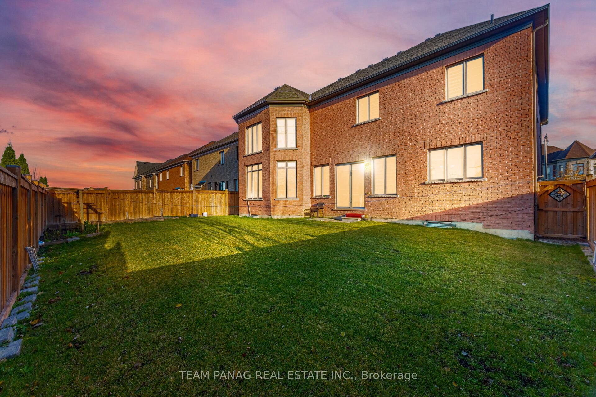 26 Snaresbrook Crescent Property Photo 45
