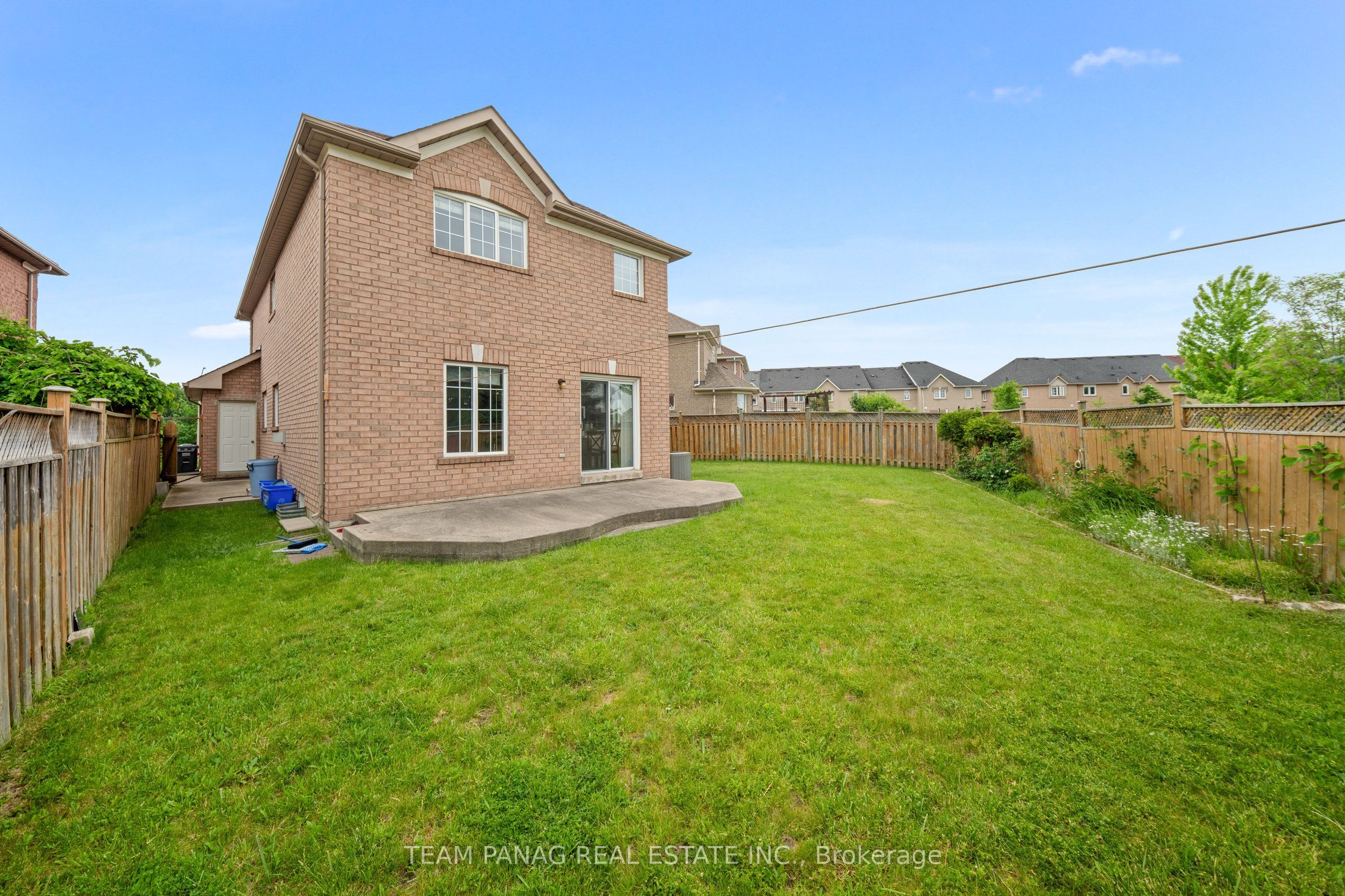 12 Stirrup Court Property Photo 43