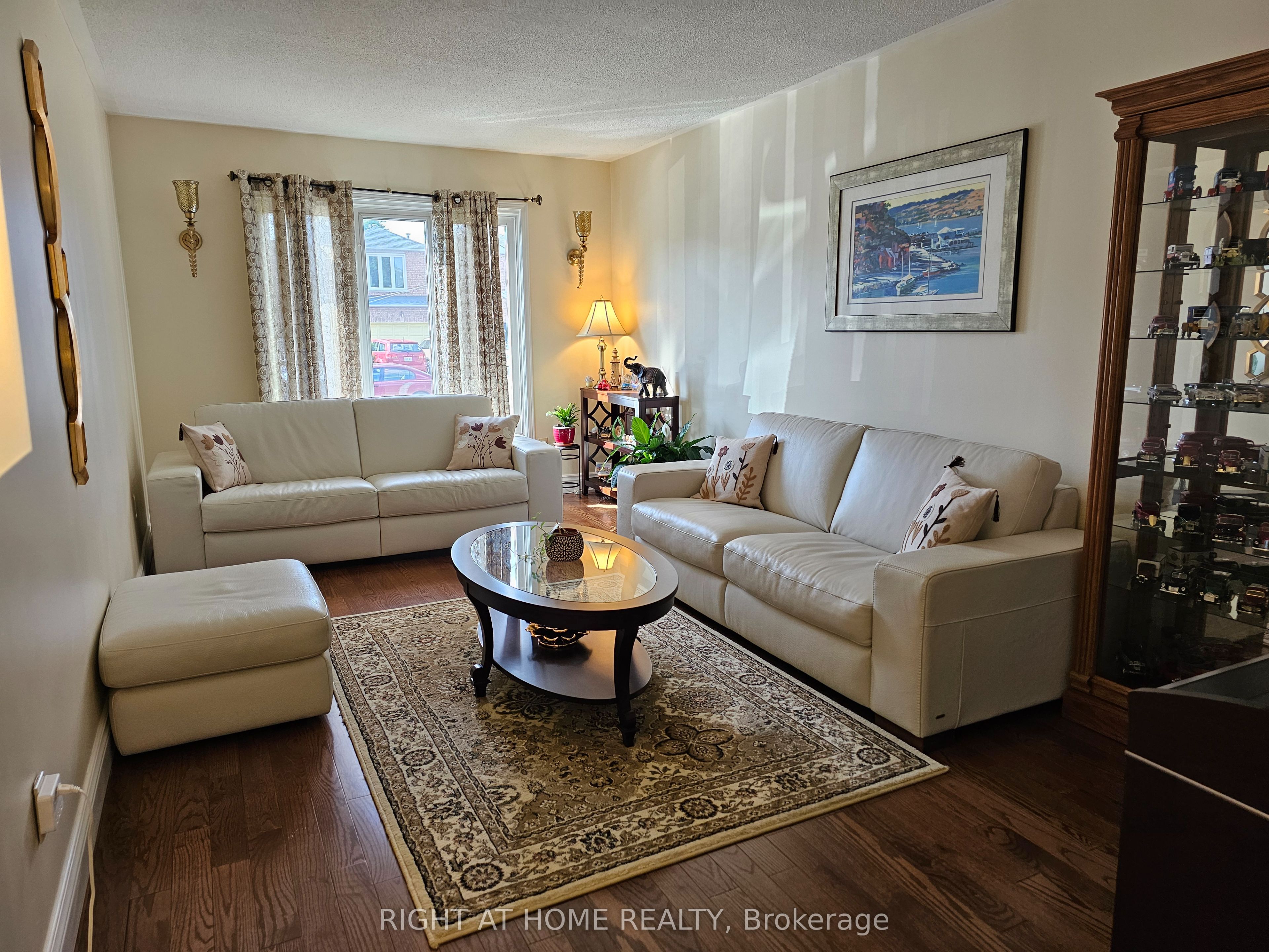 710 Ashprior Avenue Property Photo 10