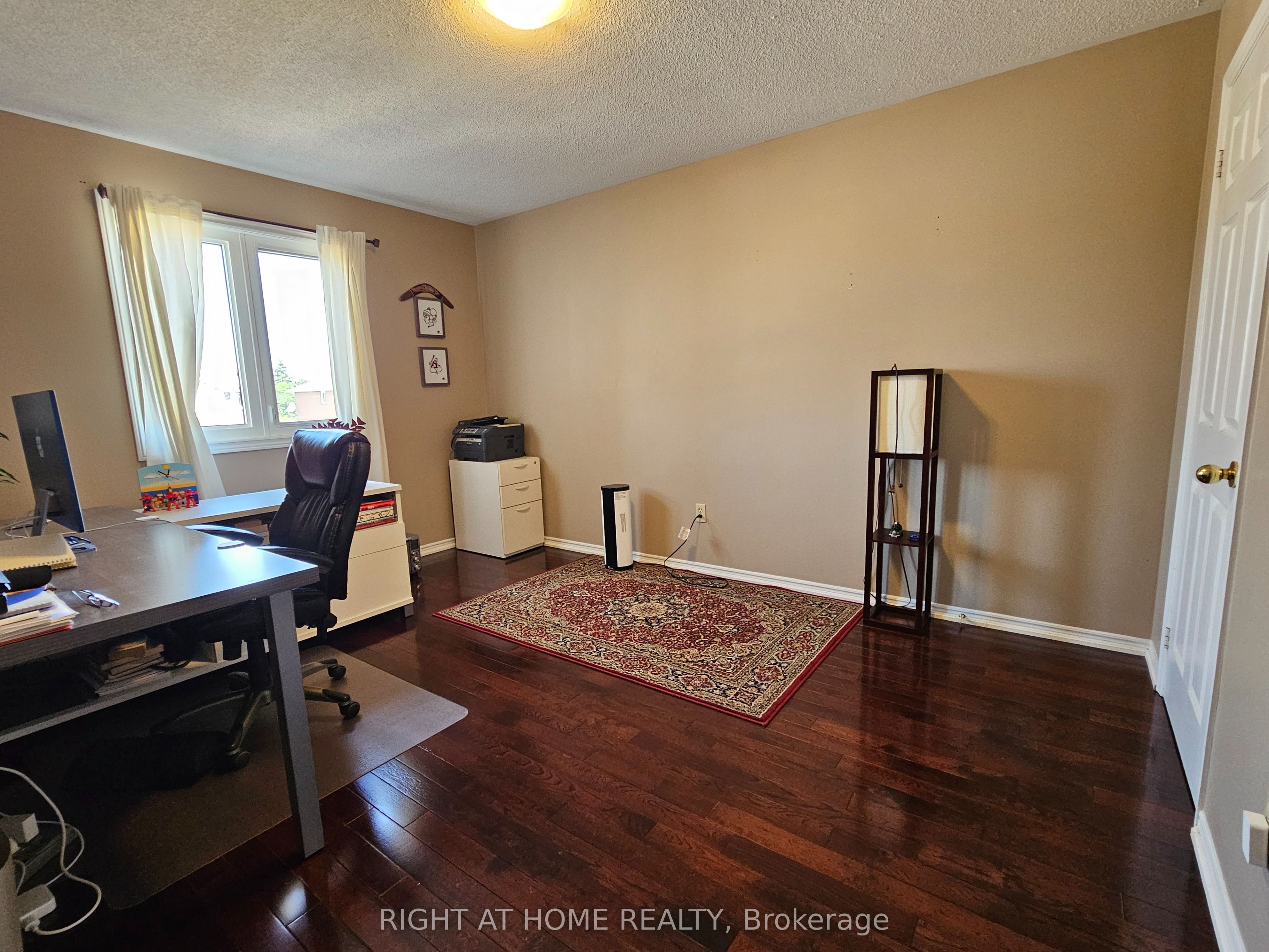 710 Ashprior Avenue Property Photo 11