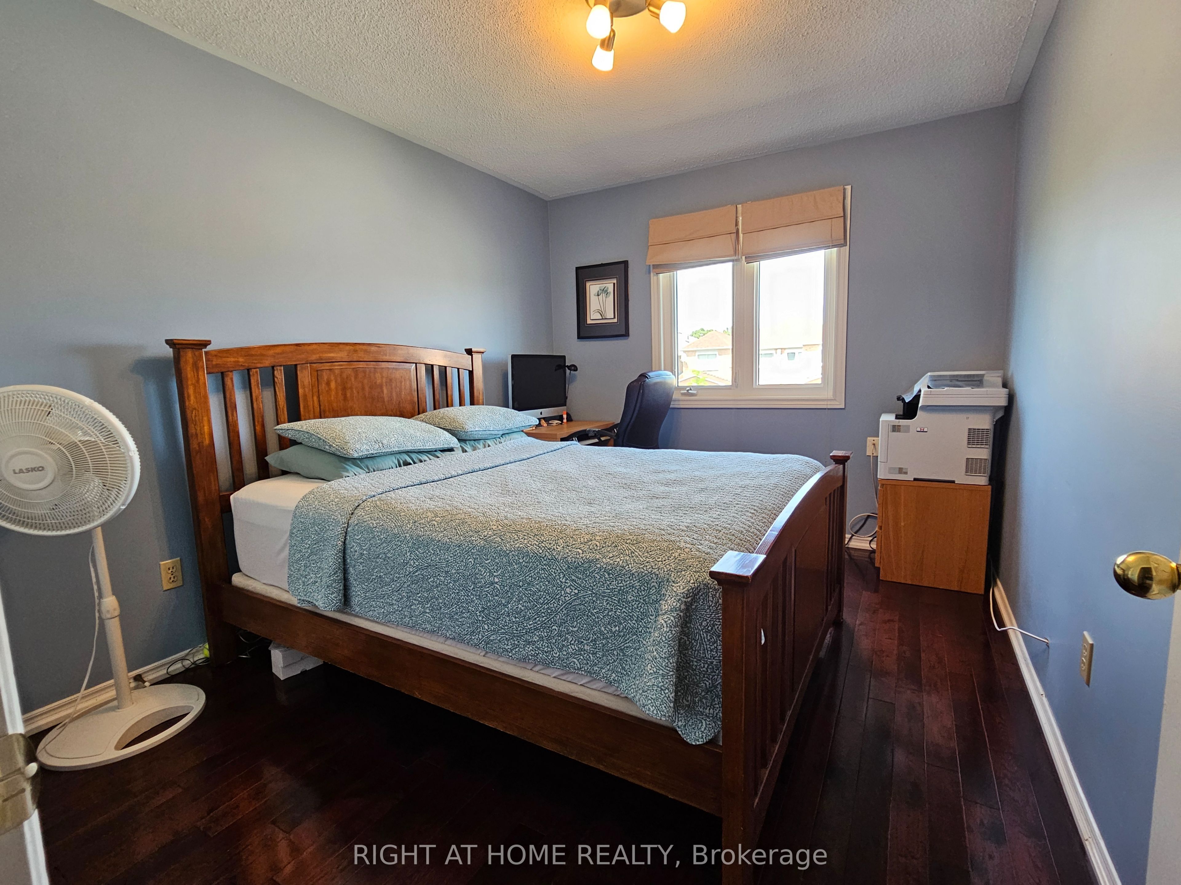 710 Ashprior Avenue Property Photo 16