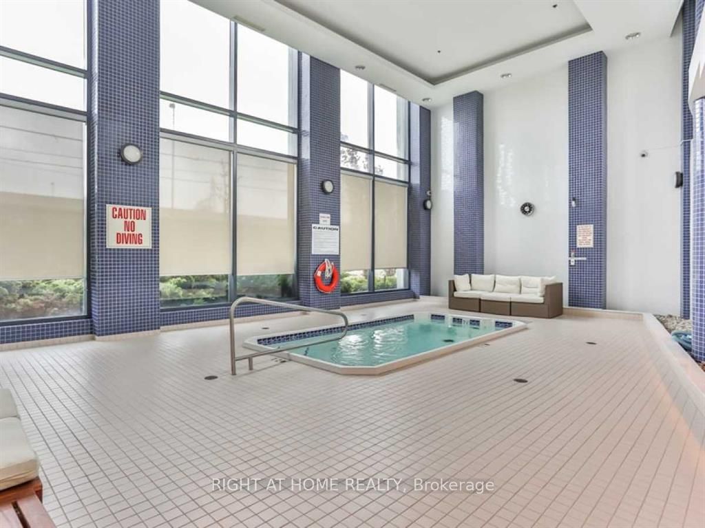 2087 W Lake Shore Boulevard 207 Property Photo 25