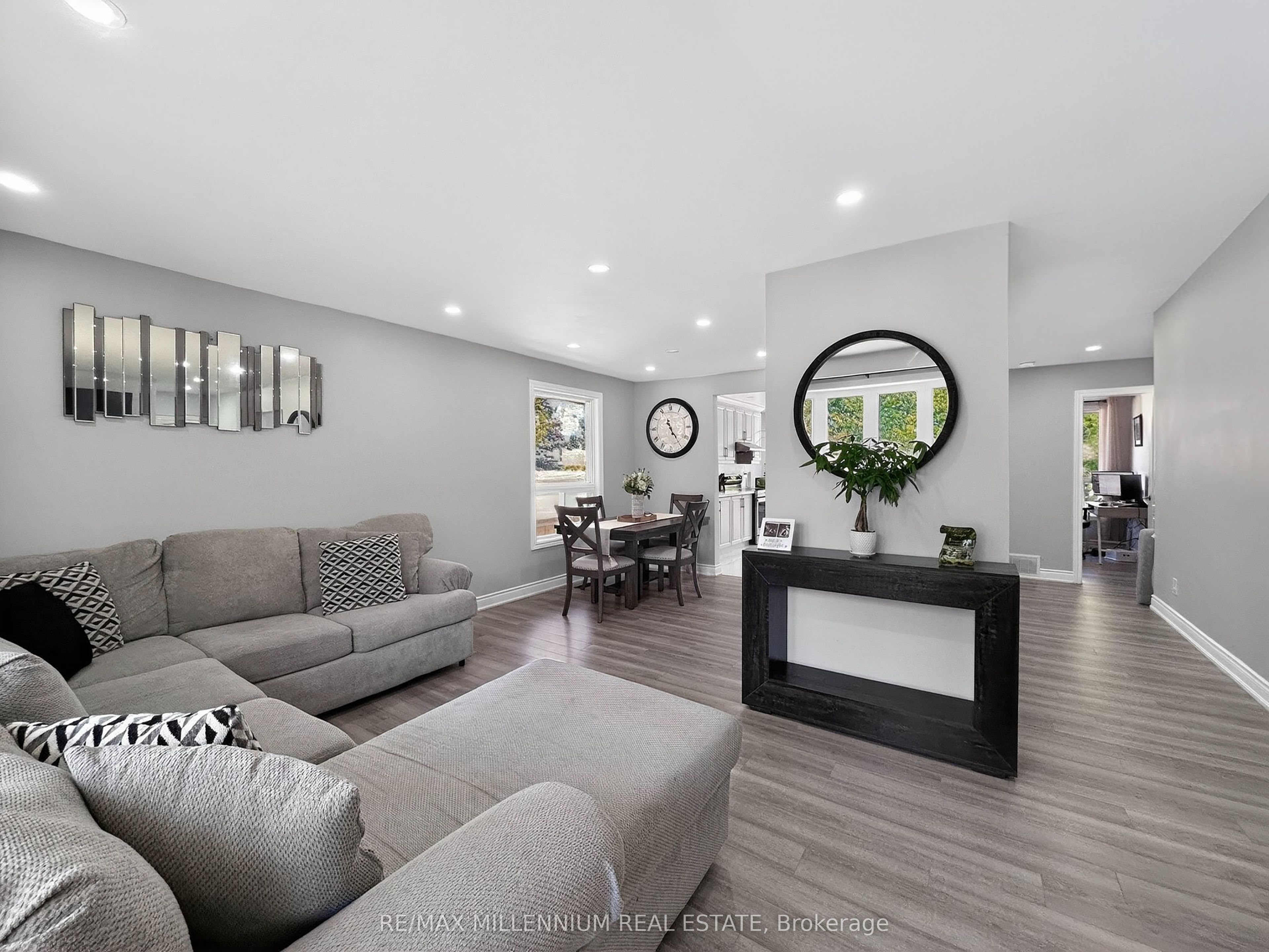 19 Cardwell Street Property Photo 5